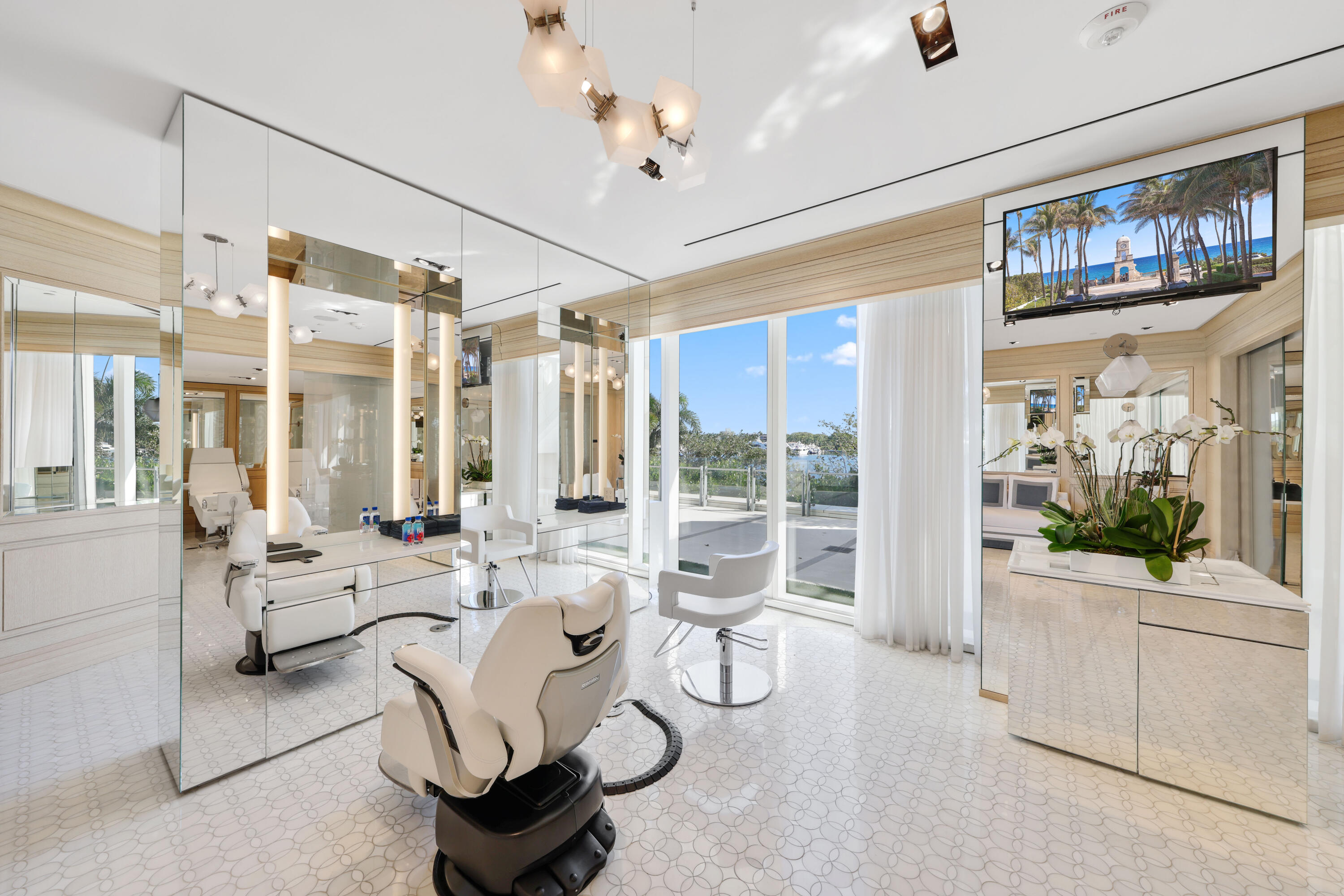 1100 S Flagler #1403, West Palm Beach FL 33401
