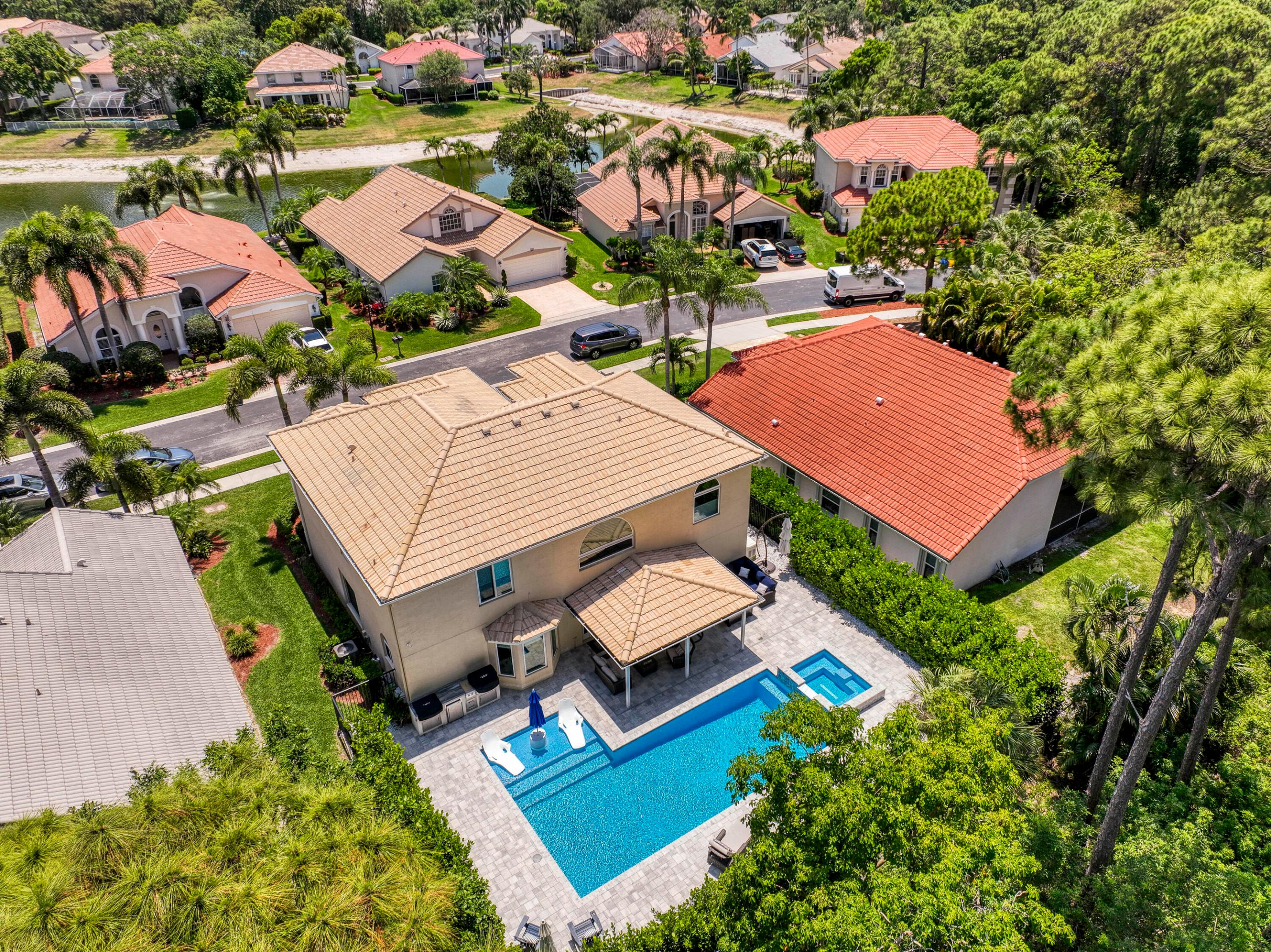 172 Bent Tree, Palm Beach Gardens FL 33418
