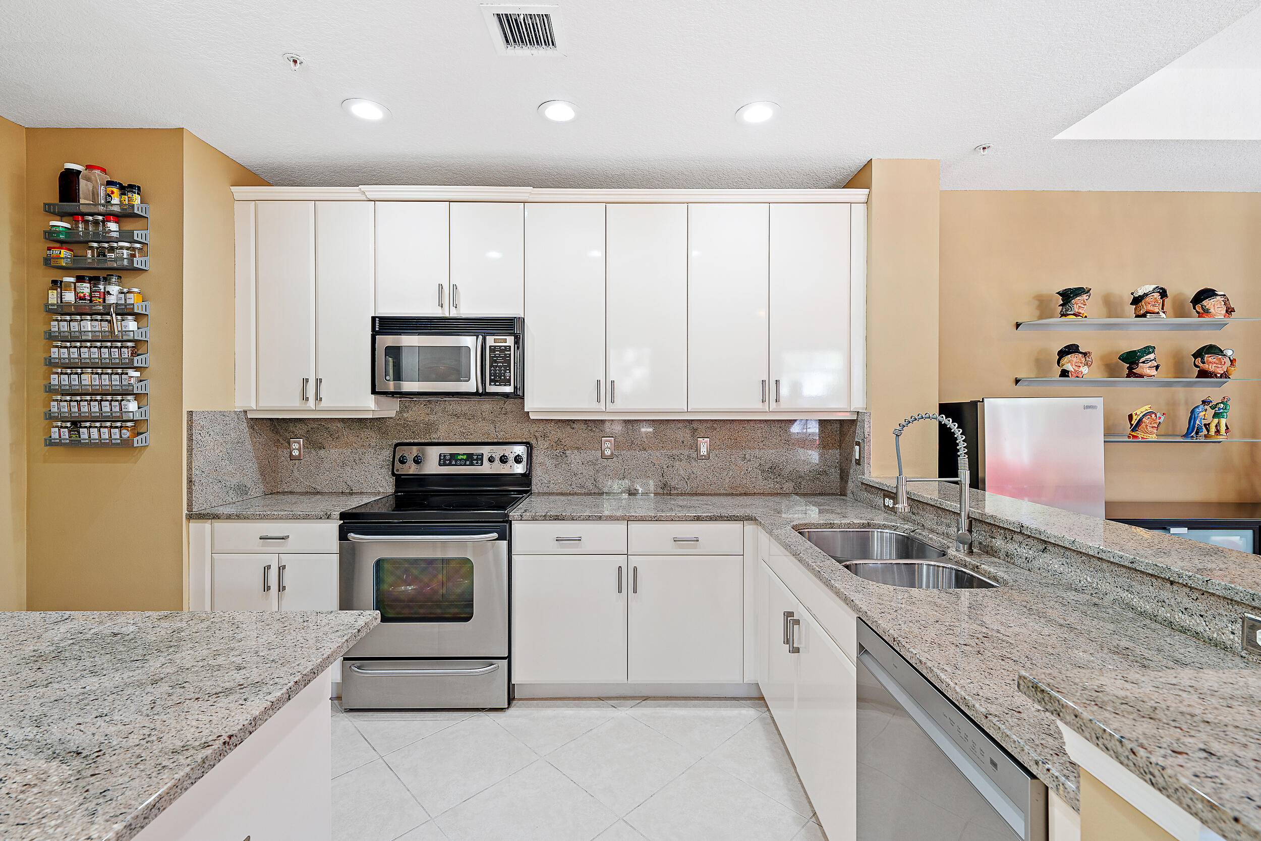 2739 Ravella, Palm Beach Gardens FL 33410