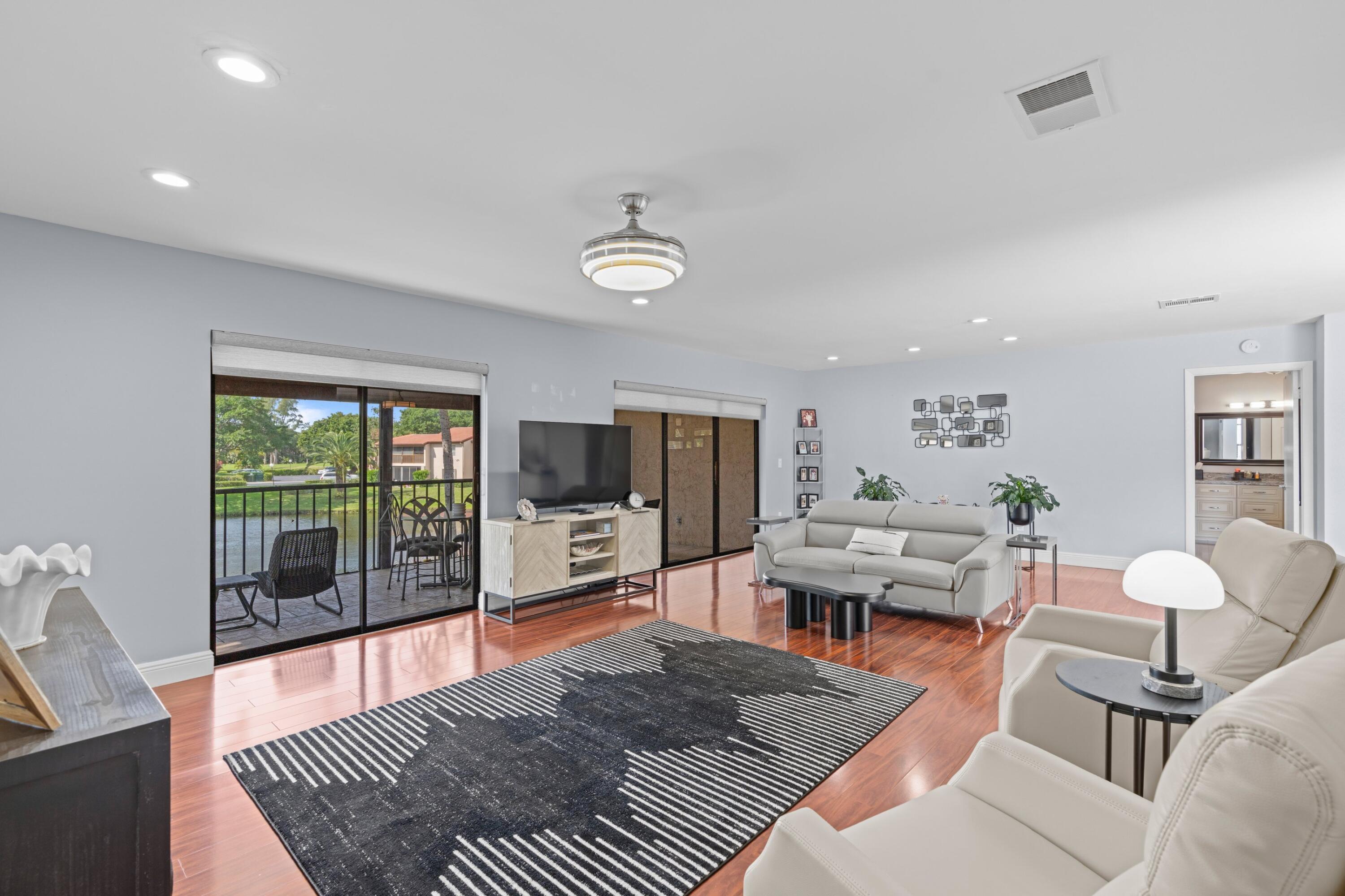 9265 Vista Del Lago #41b, Boca Raton FL 33428