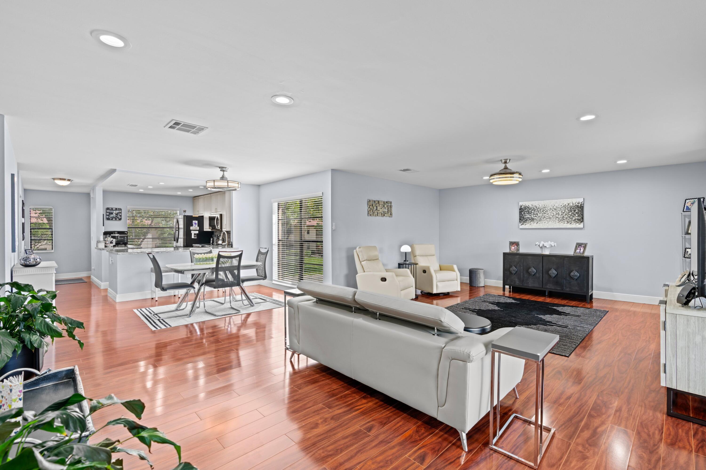 9265 Vista Del Lago #41b, Boca Raton FL 33428