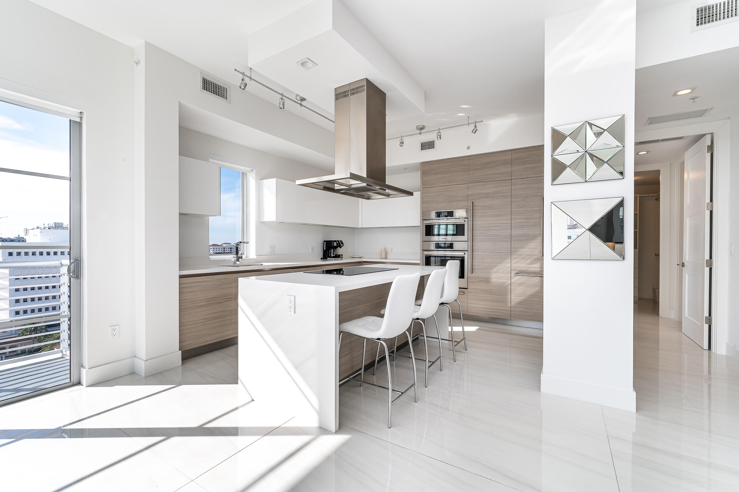 155 E Boca Raton #1103, Boca Raton FL 33432