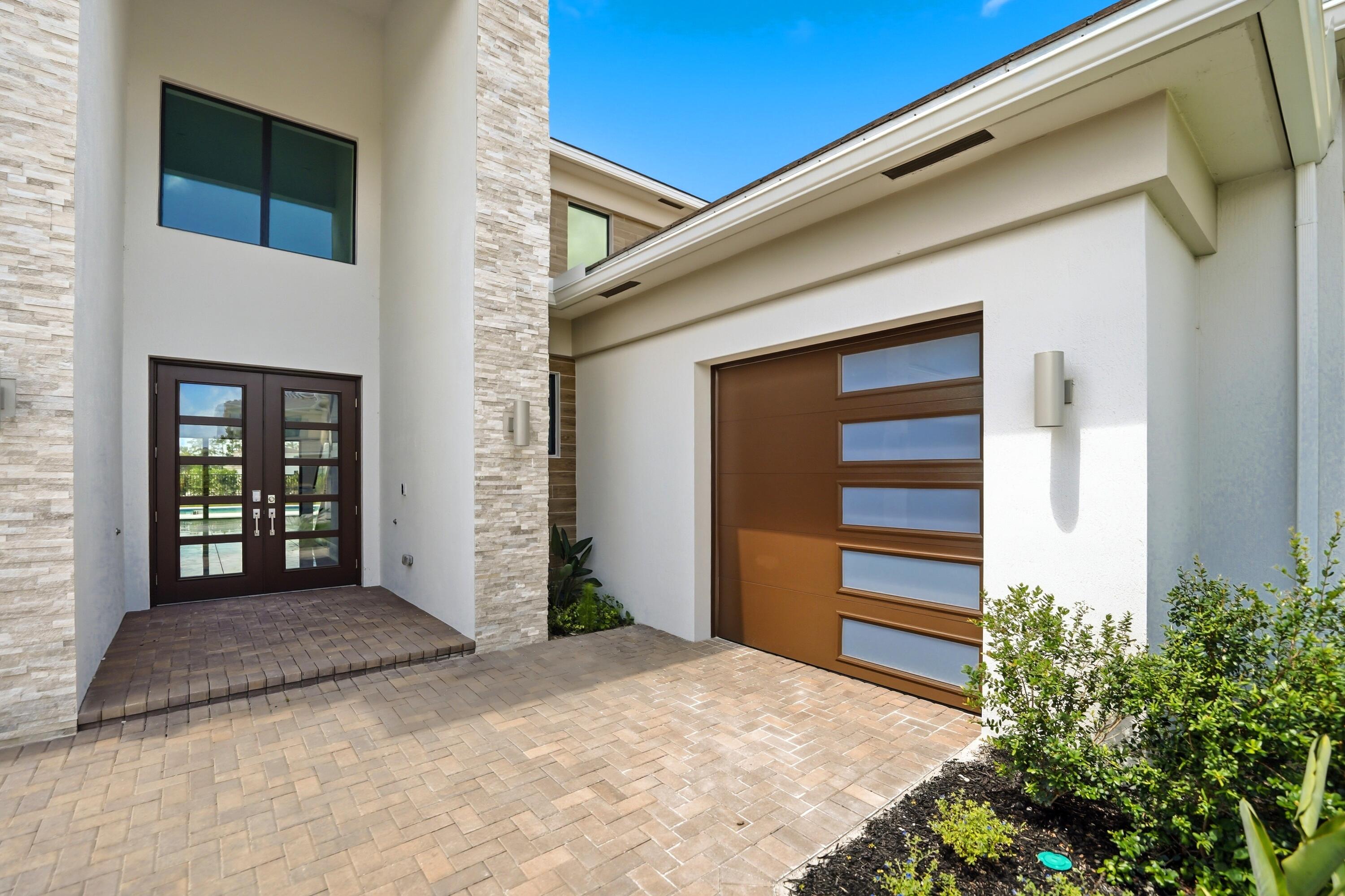 10140 Royal Ascot, Lake Worth FL 33449