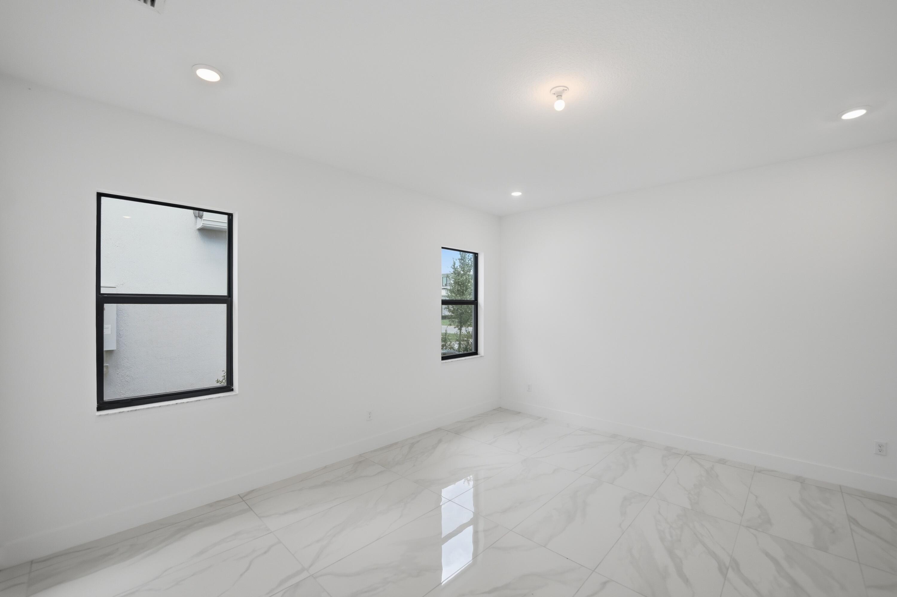 10140 Royal Ascot, Lake Worth FL 33449