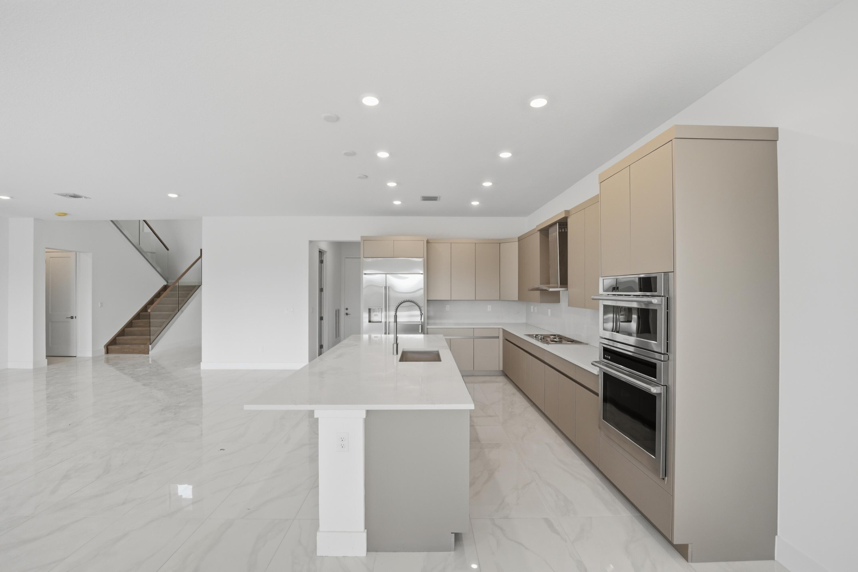 10140 Royal Ascot, Lake Worth FL 33449
