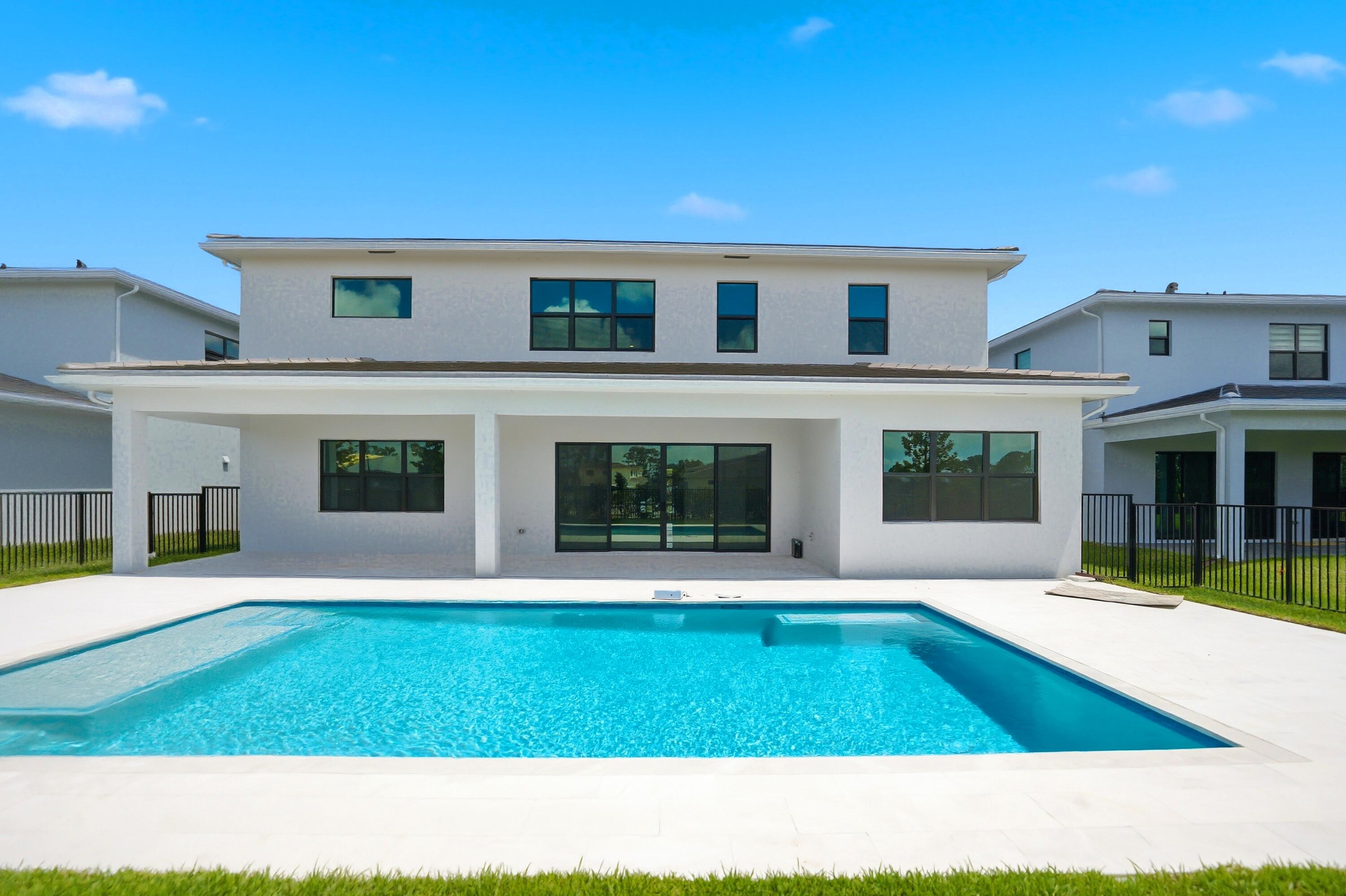 10140 Royal Ascot, Lake Worth FL 33449
