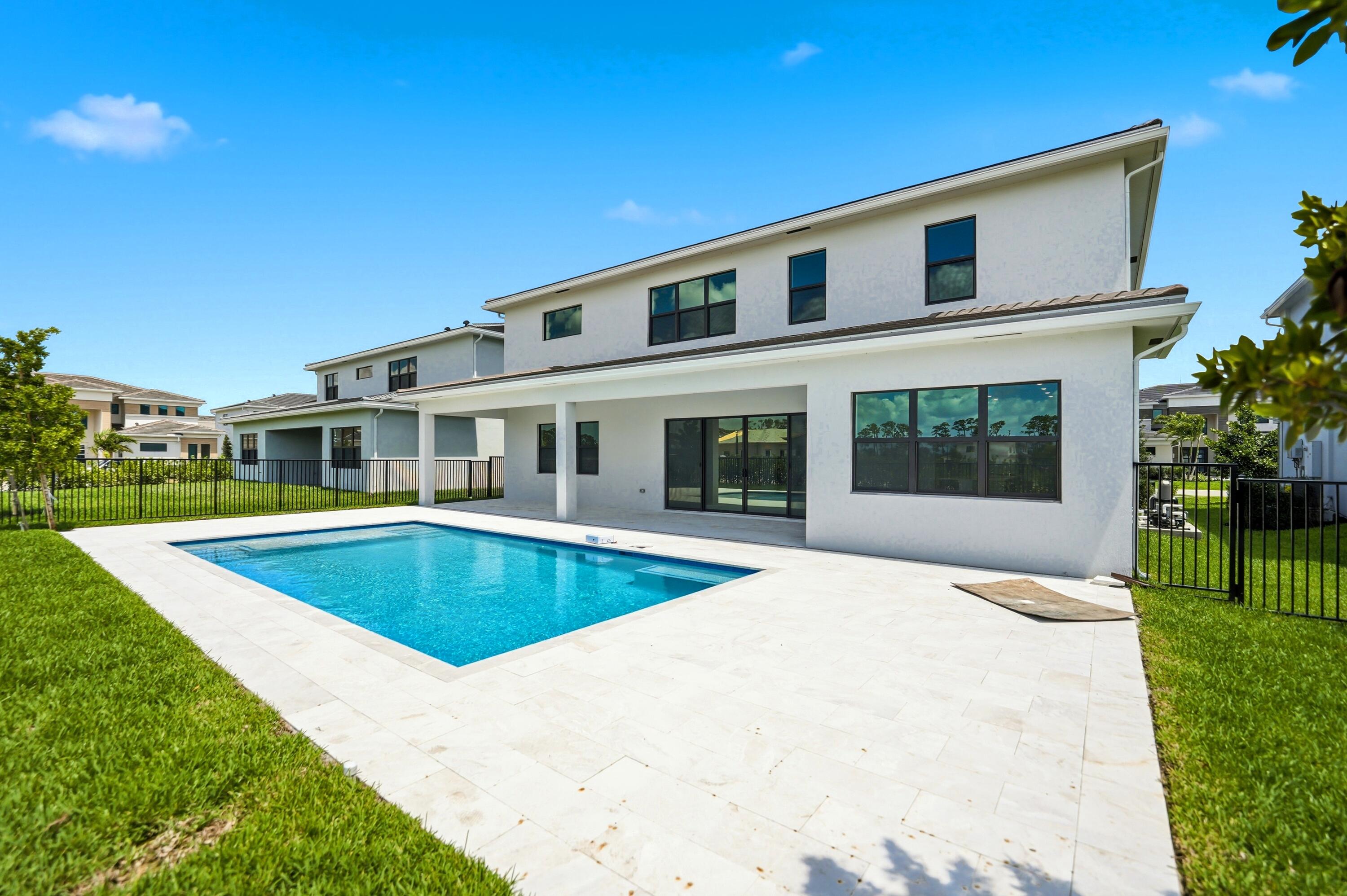 10140 Royal Ascot, Lake Worth FL 33449