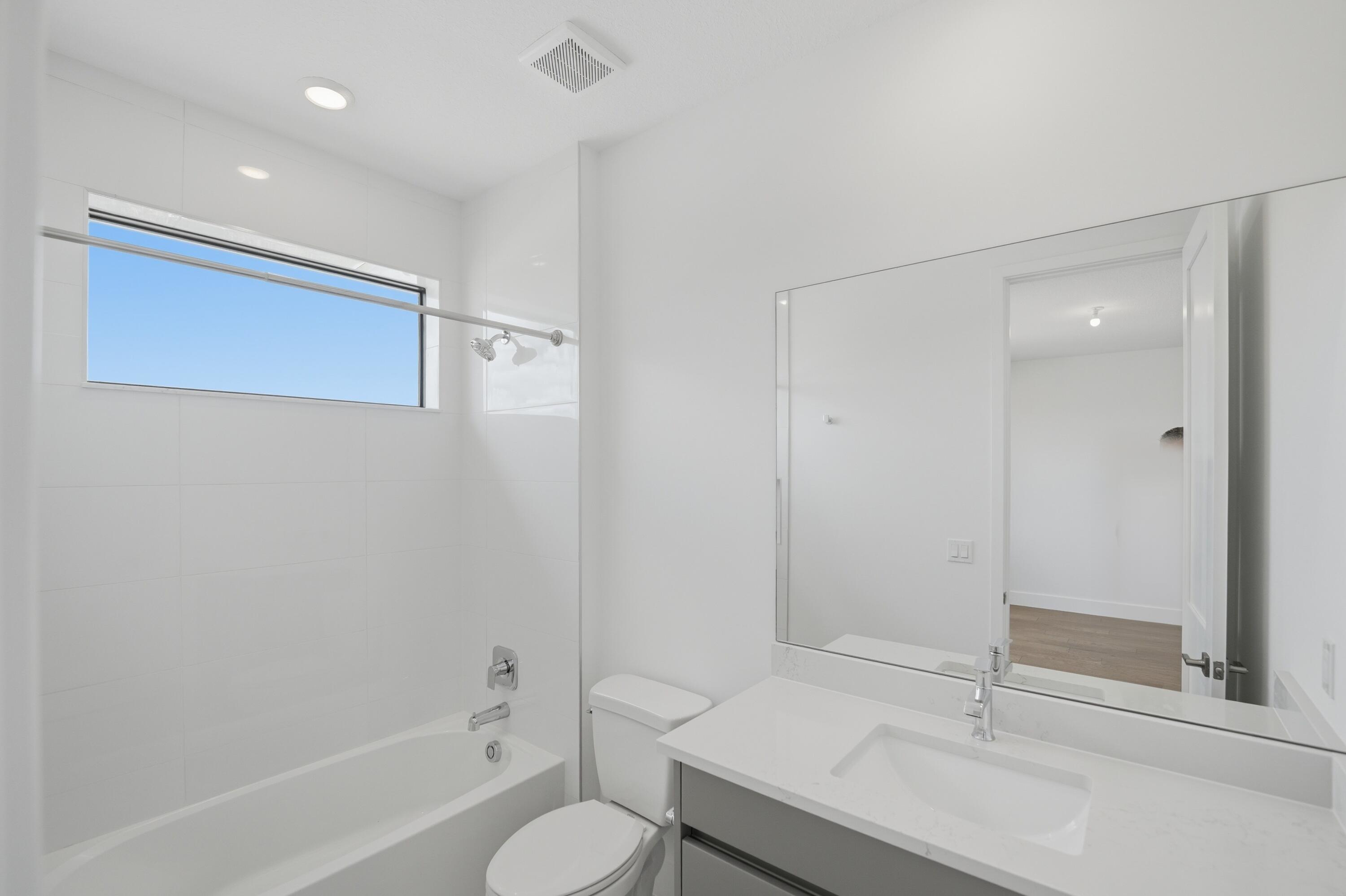 10140 Royal Ascot, Lake Worth FL 33449