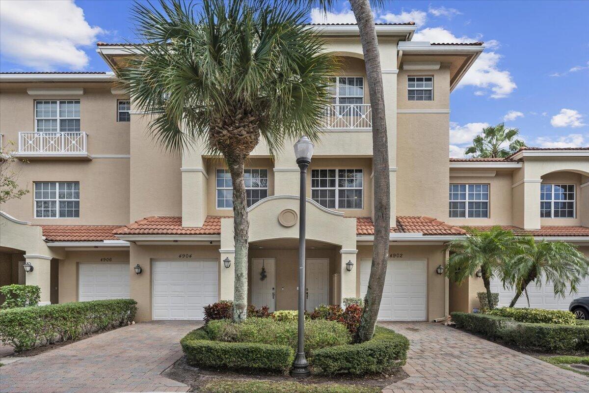 4902 Vine Cliff, Palm Beach Gardens FL 33418