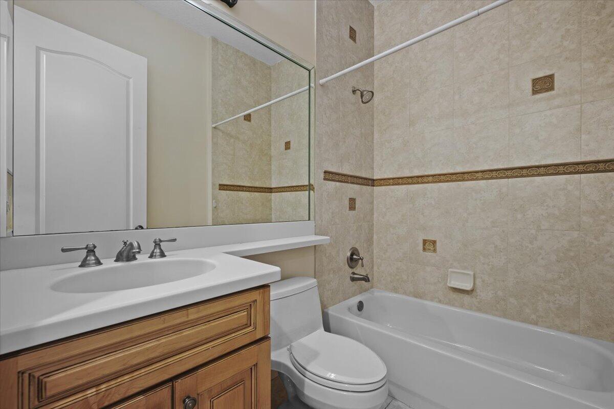 4902 Vine Cliff, Palm Beach Gardens FL 33418