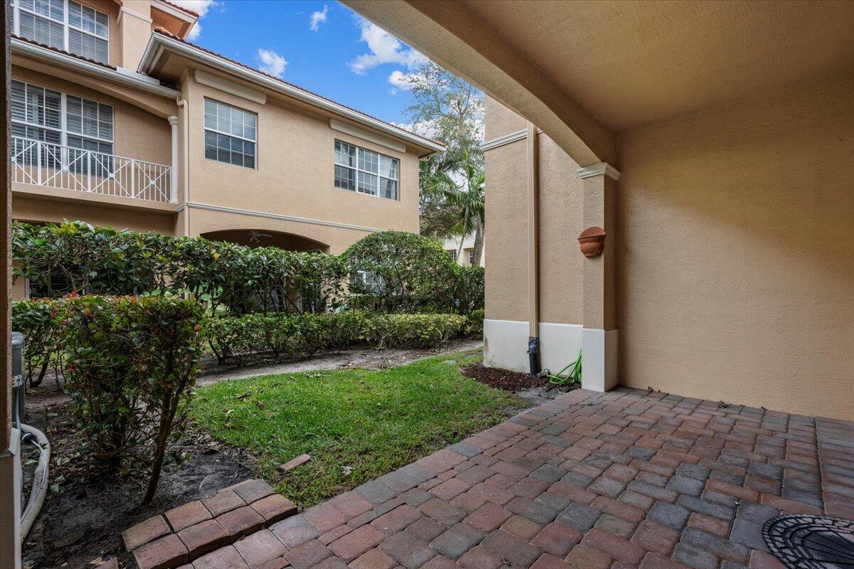 4902 Vine Cliff, Palm Beach Gardens FL 33418