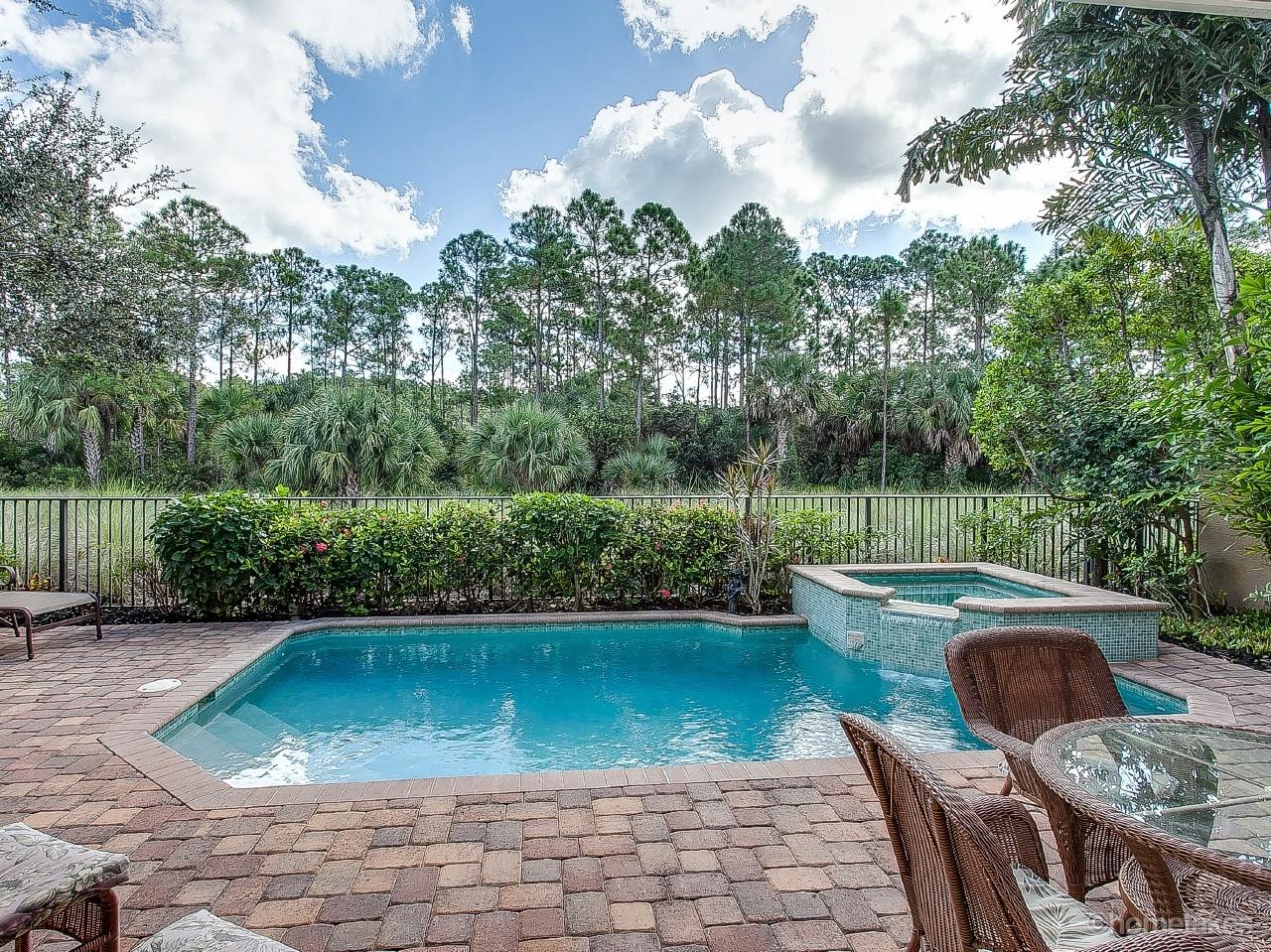 116 Bianca, Palm Beach Gardens FL 33418