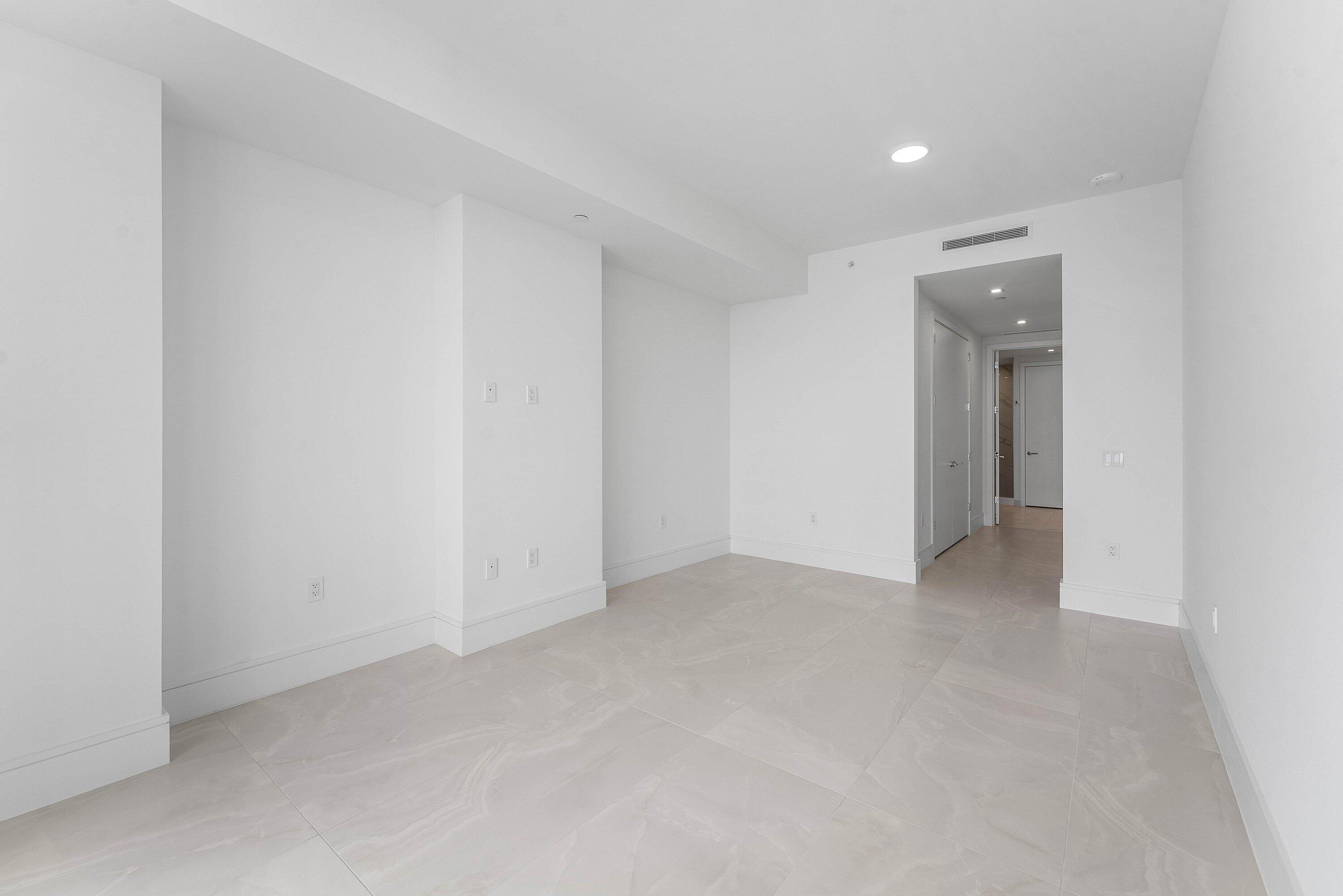 220 Lake Shore #1006, Lake Park FL 33403