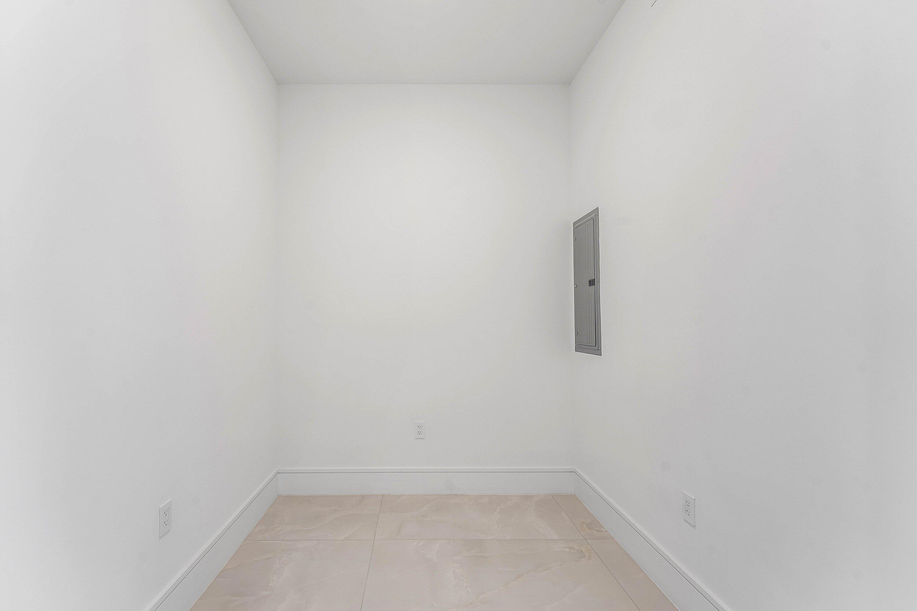 220 Lake Shore #1006, Lake Park FL 33403