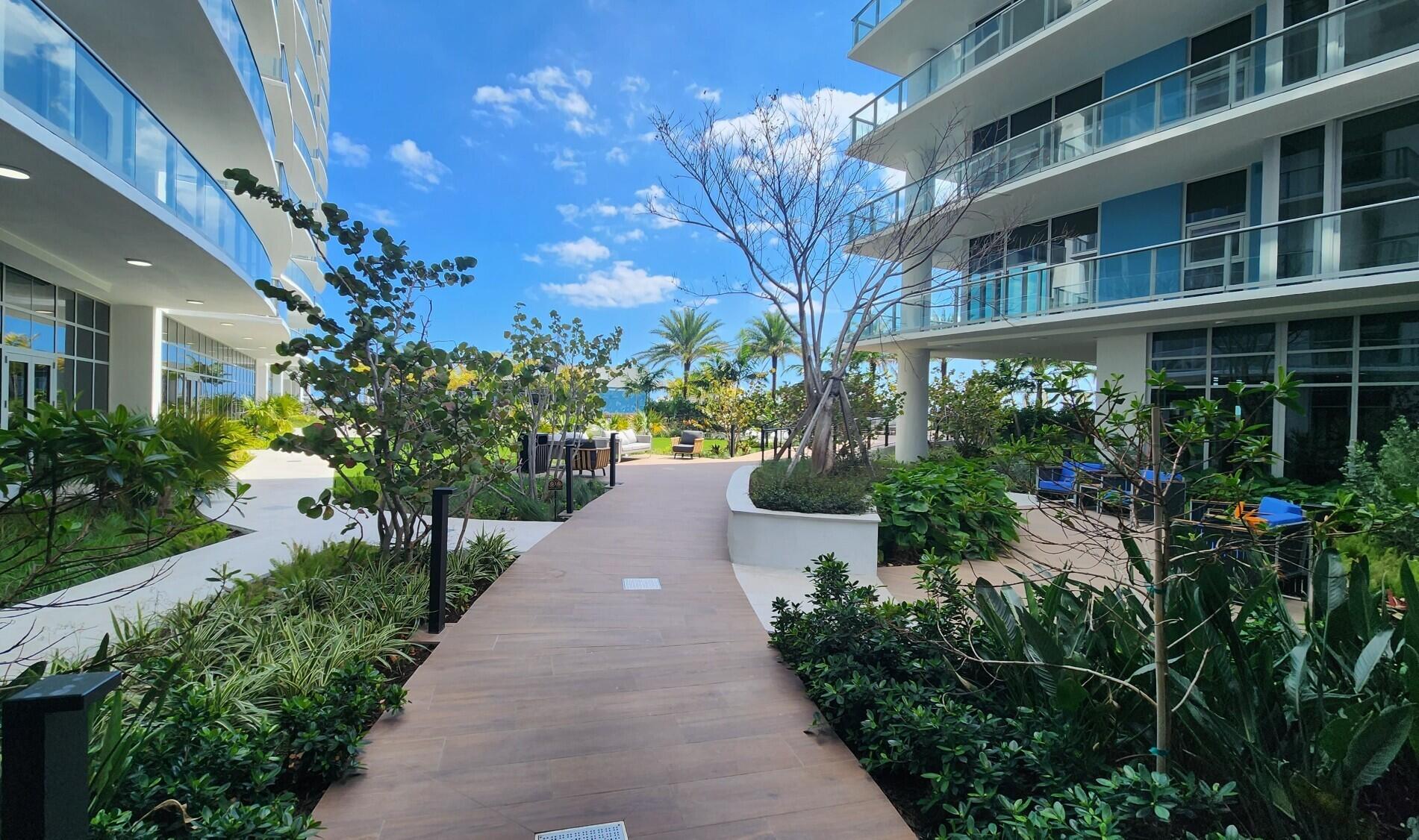 220 Lake Shore #1006, Lake Park FL 33403