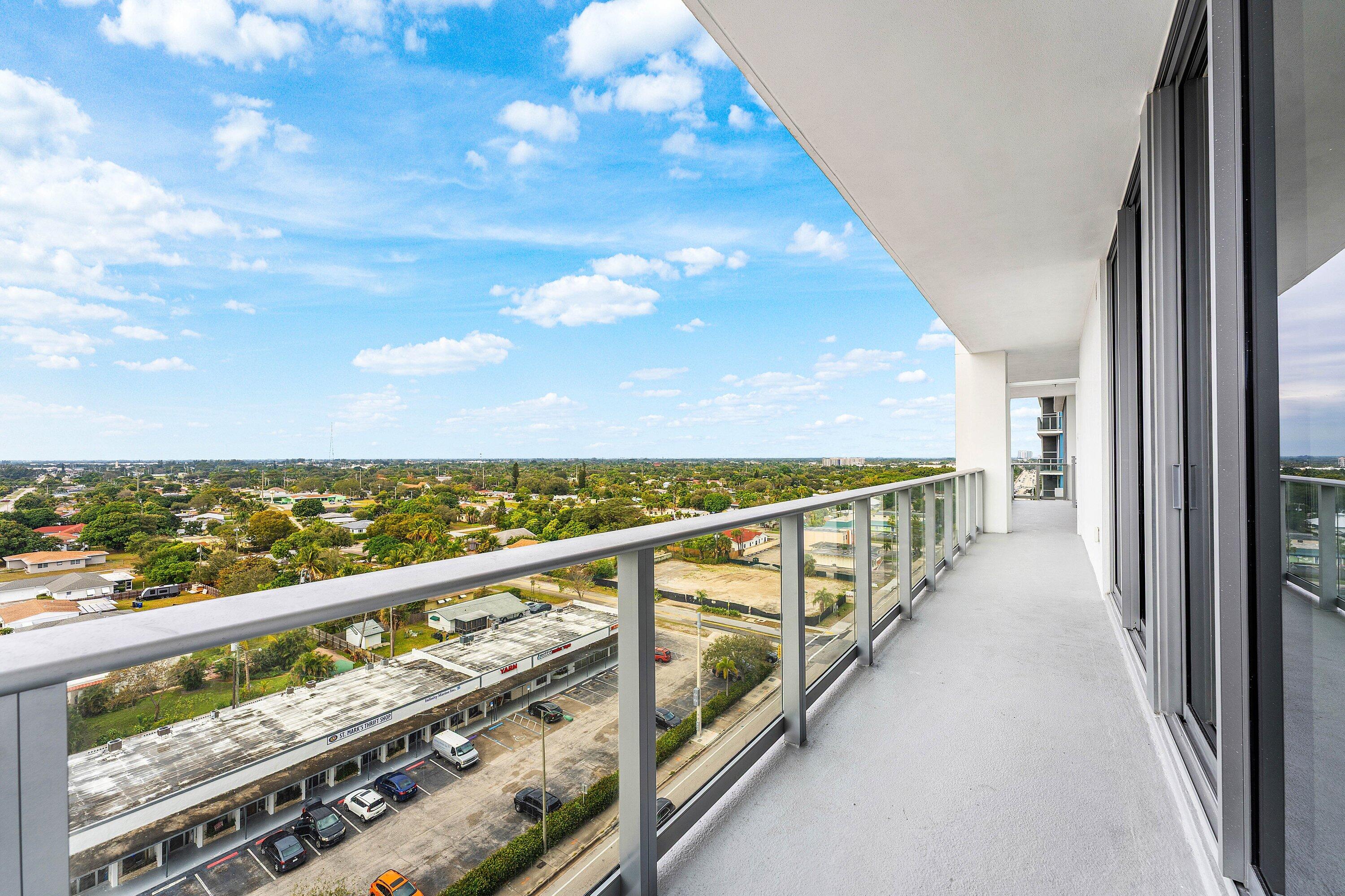 220 Lake Shore #1006, Lake Park FL 33403