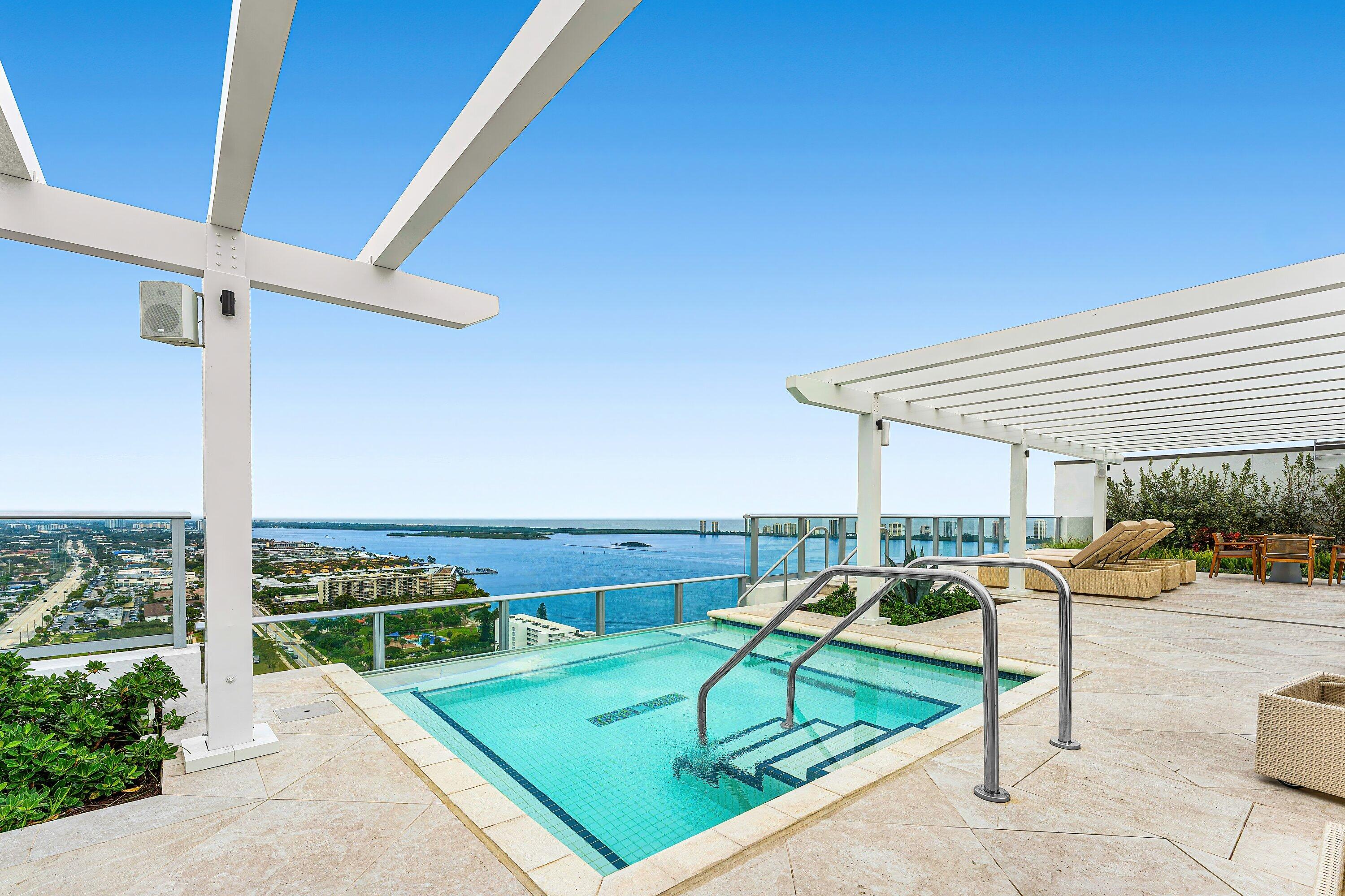 220 Lake Shore #1006, Lake Park FL 33403