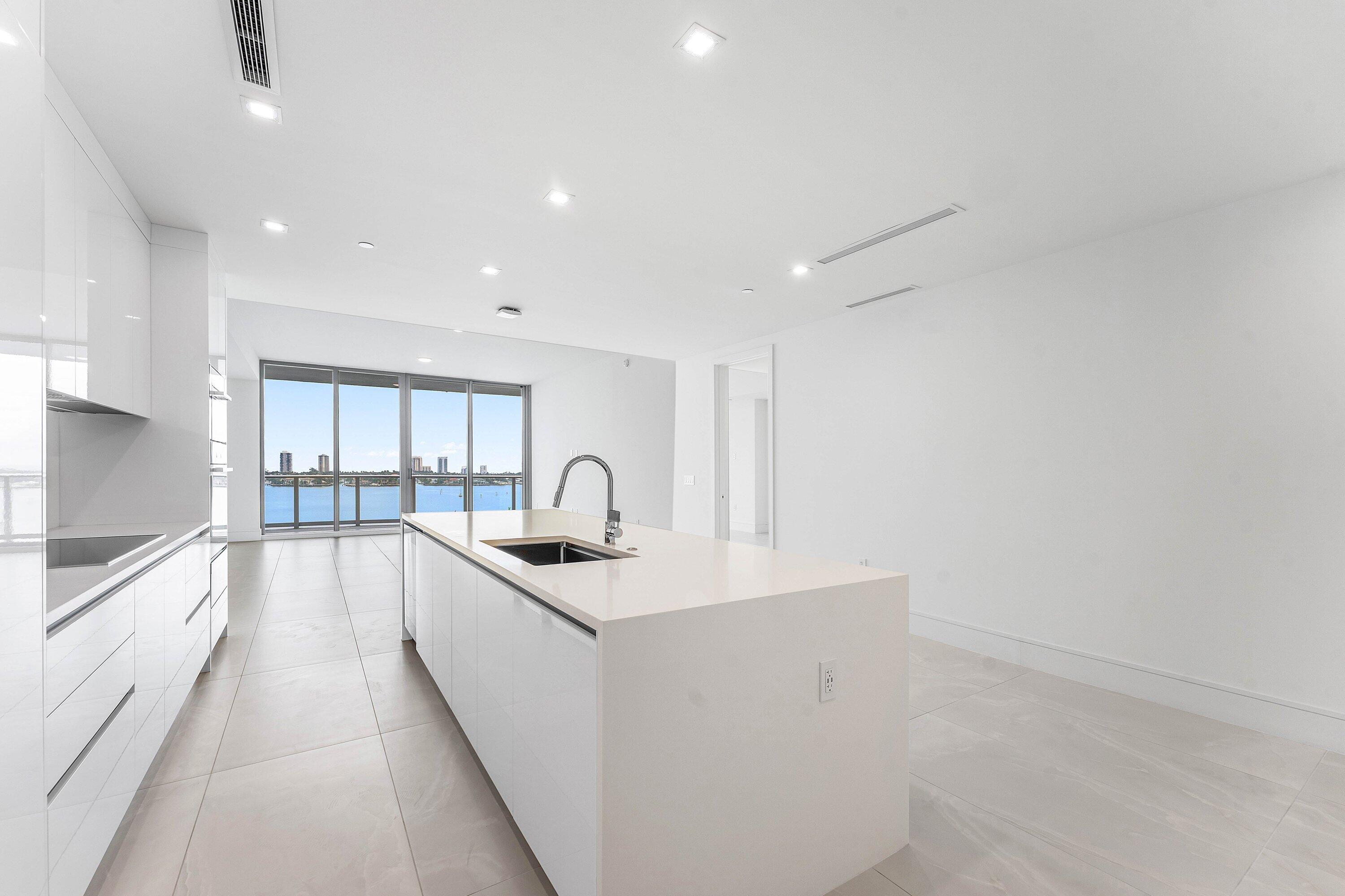 220 Lake Shore #1006, Lake Park FL 33403