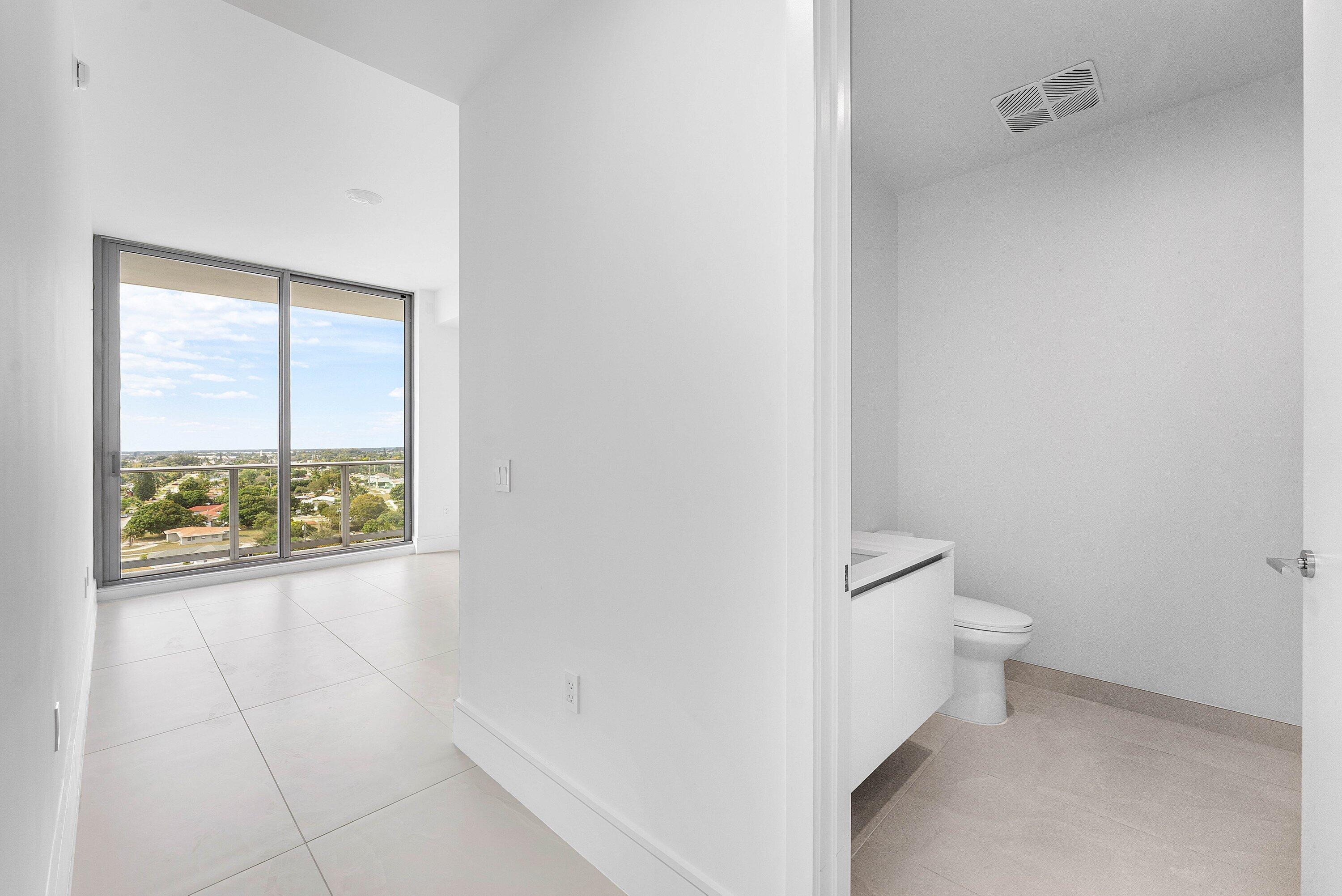220 Lake Shore #1006, Lake Park FL 33403