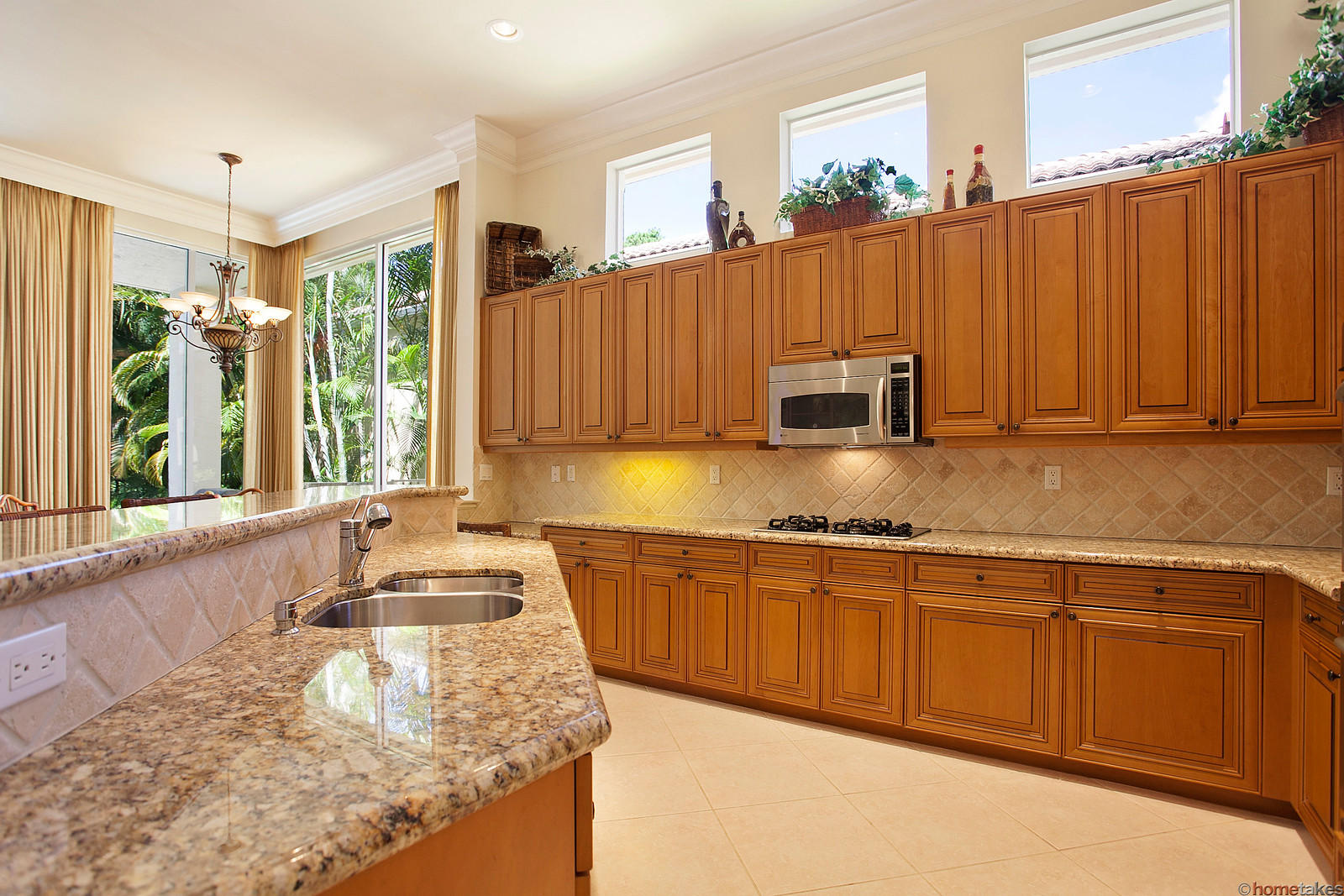 206 Porto Vecchio, Palm Beach Gardens FL 33418