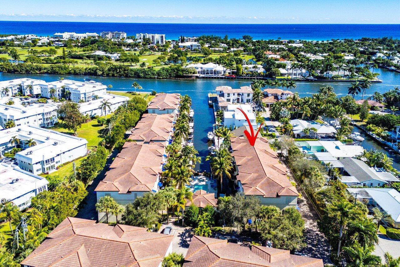 813 Estancia, Boynton Beach FL 33435