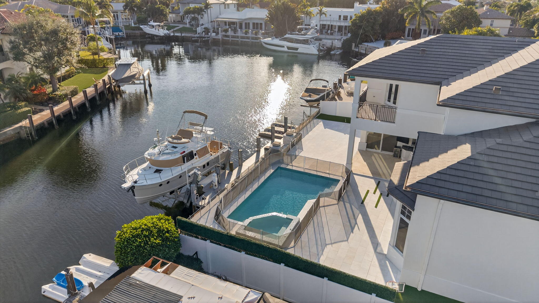 724 NE 36th, Boca Raton FL 33431