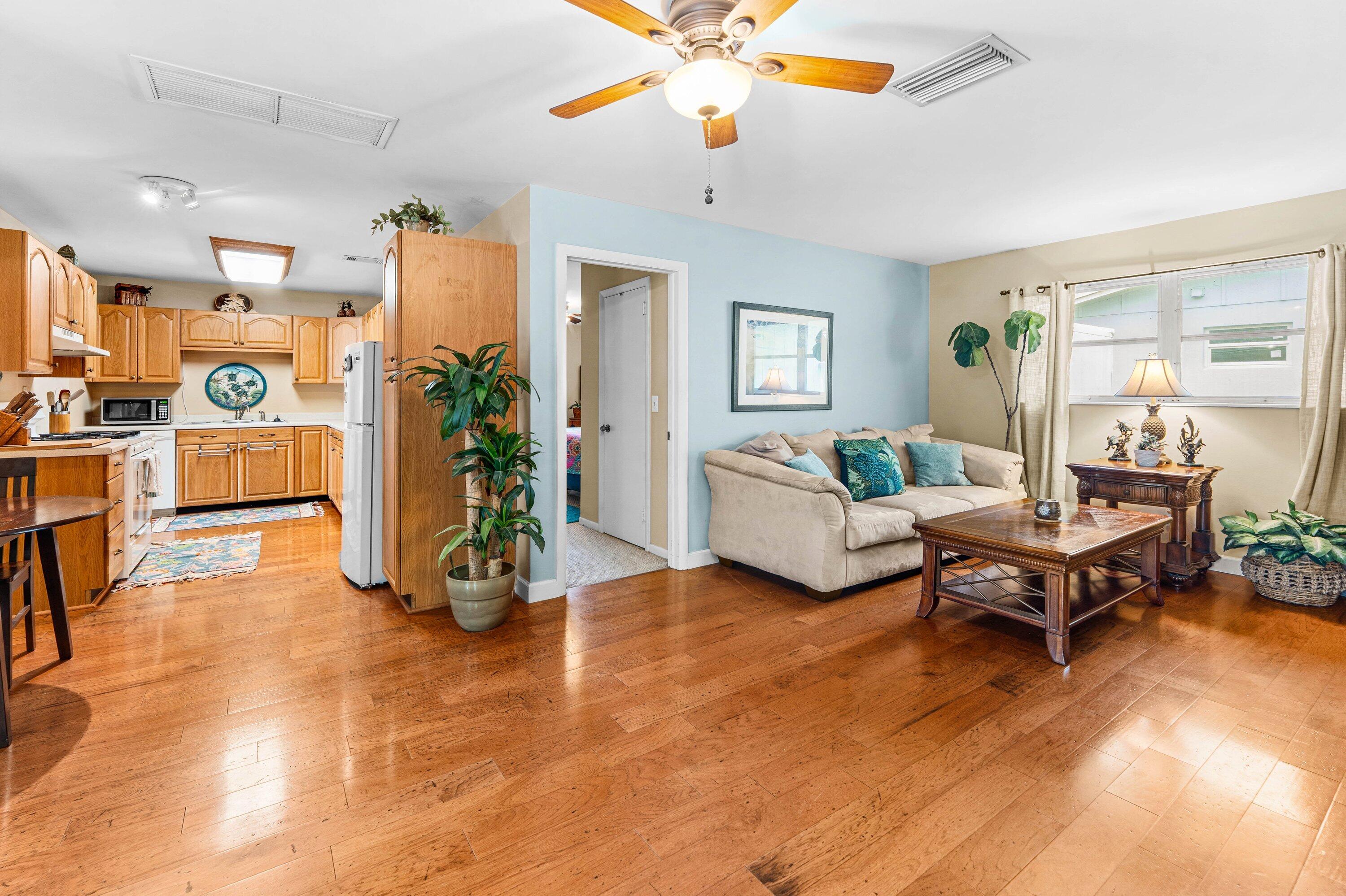 603 Riverside, Palm Beach Gardens FL 33410