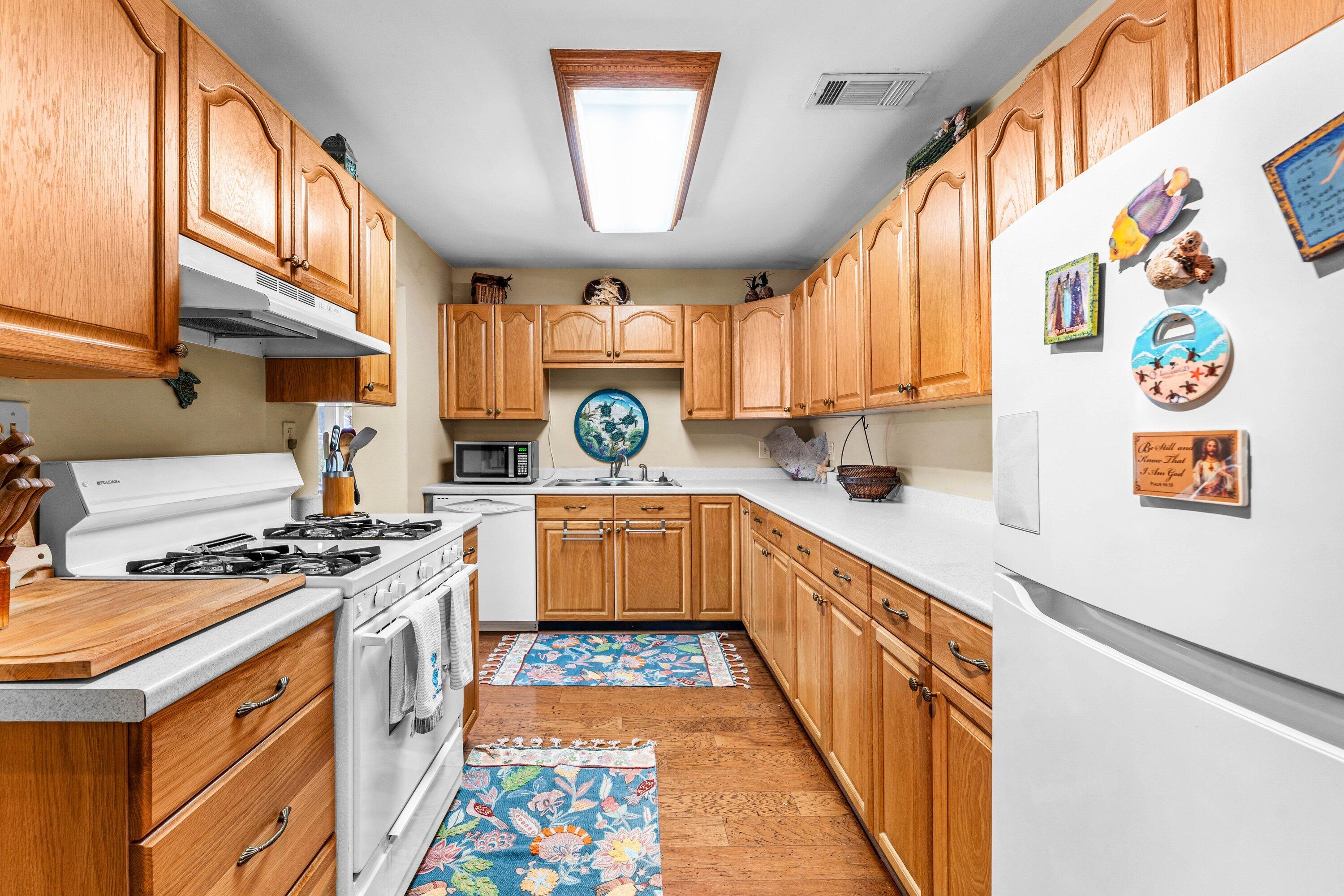 603 Riverside, Palm Beach Gardens FL 33410