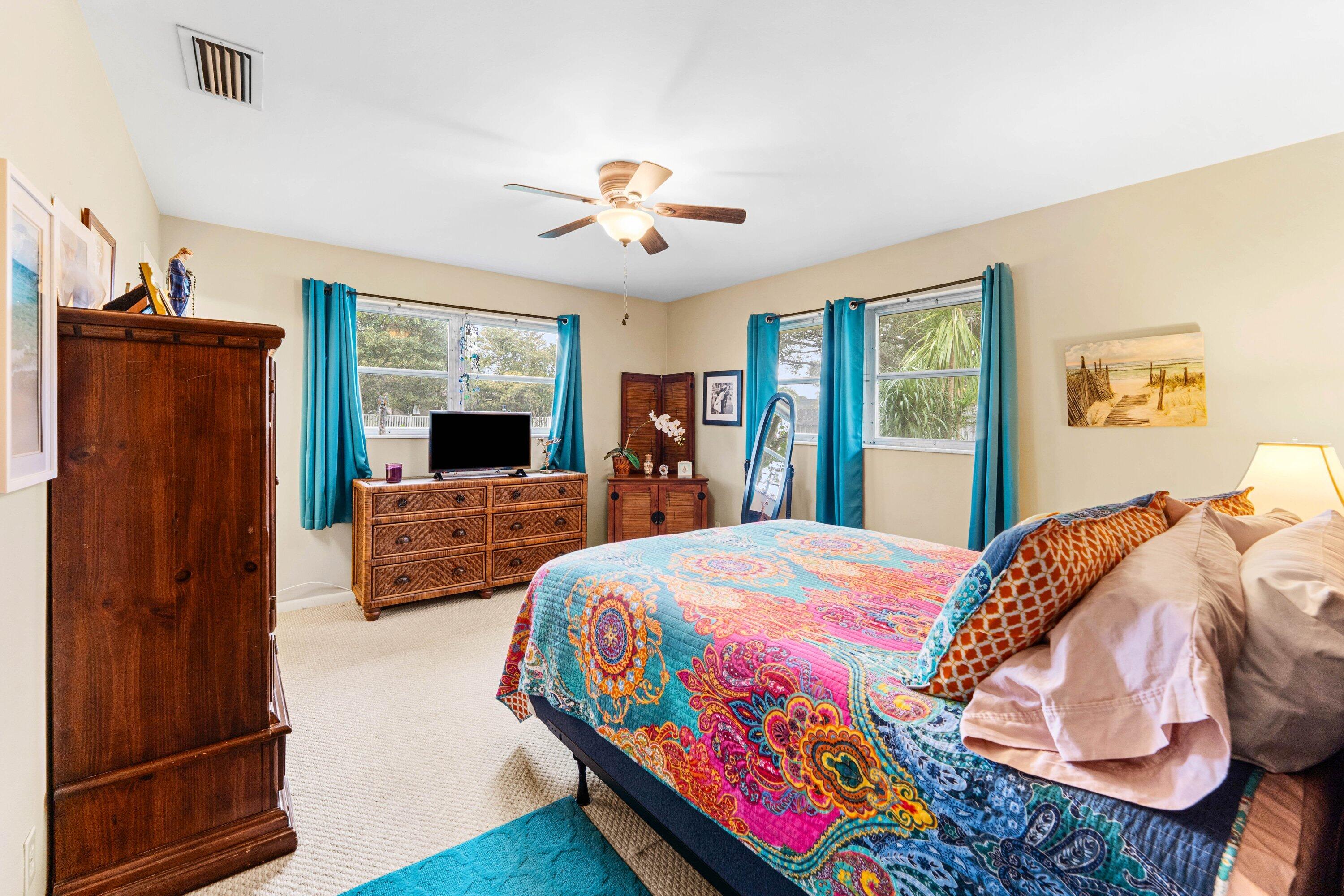603 Riverside, Palm Beach Gardens FL 33410