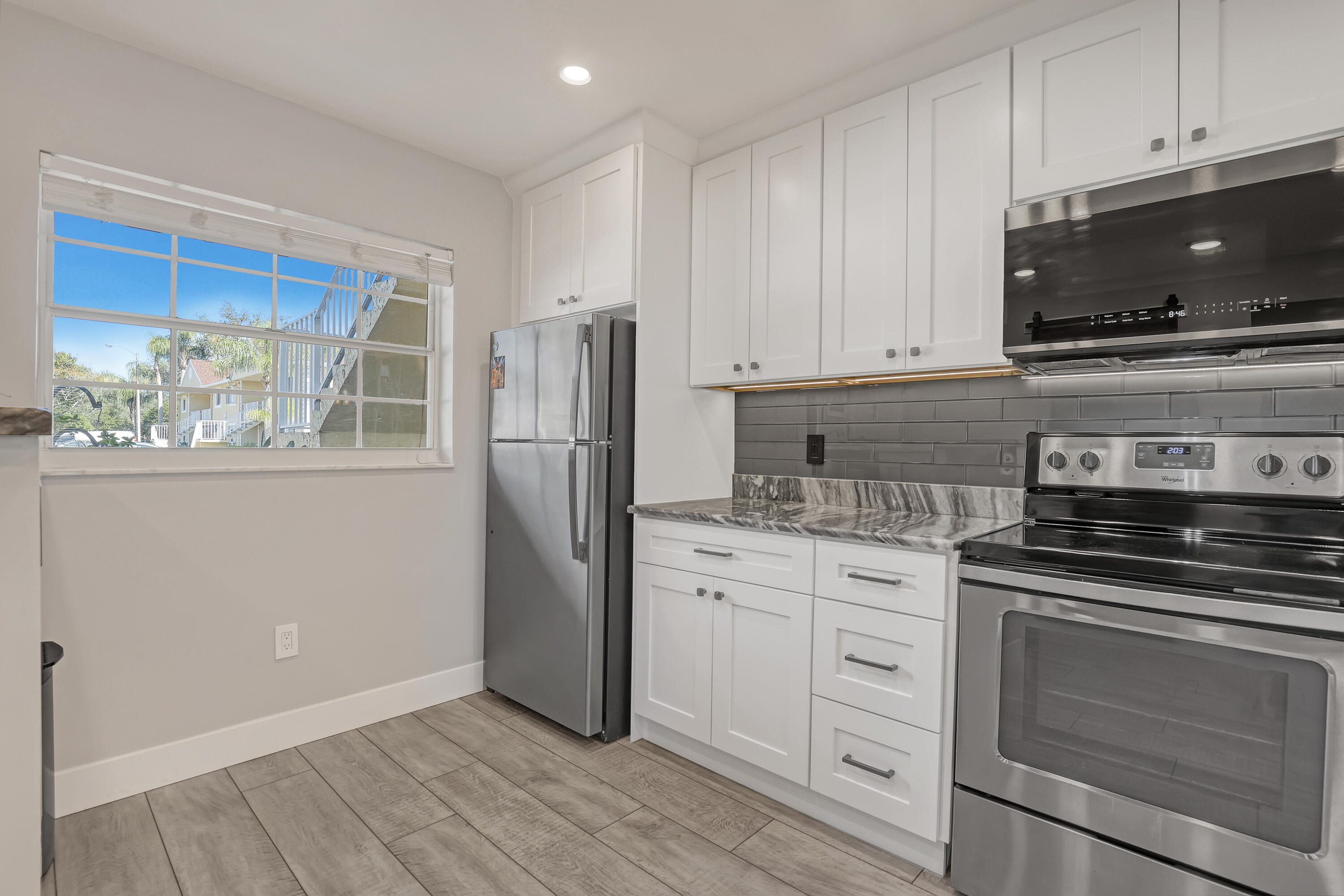 204 Palm Beach Trace #204, Royal Palm Beach FL 33411