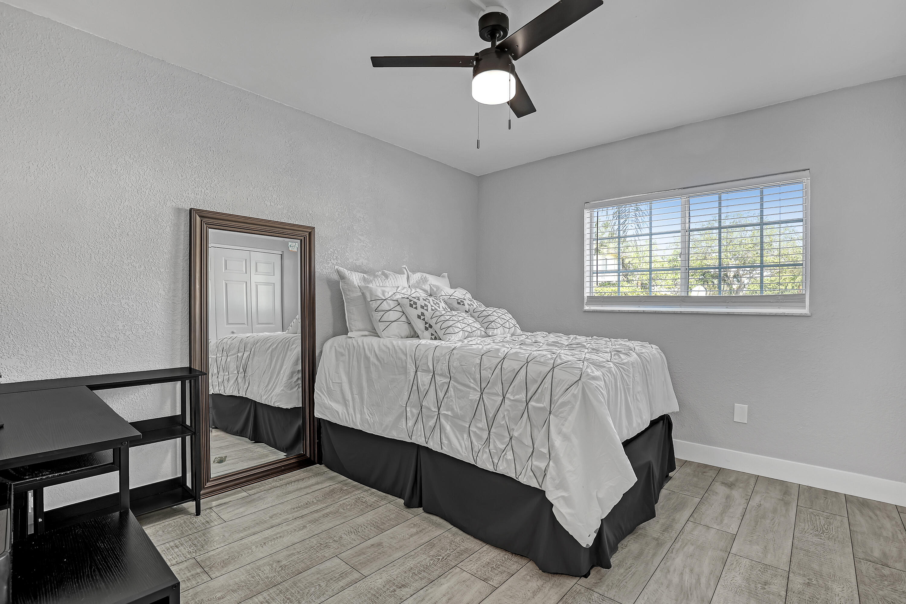 204 Palm Beach Trace #204, Royal Palm Beach FL 33411