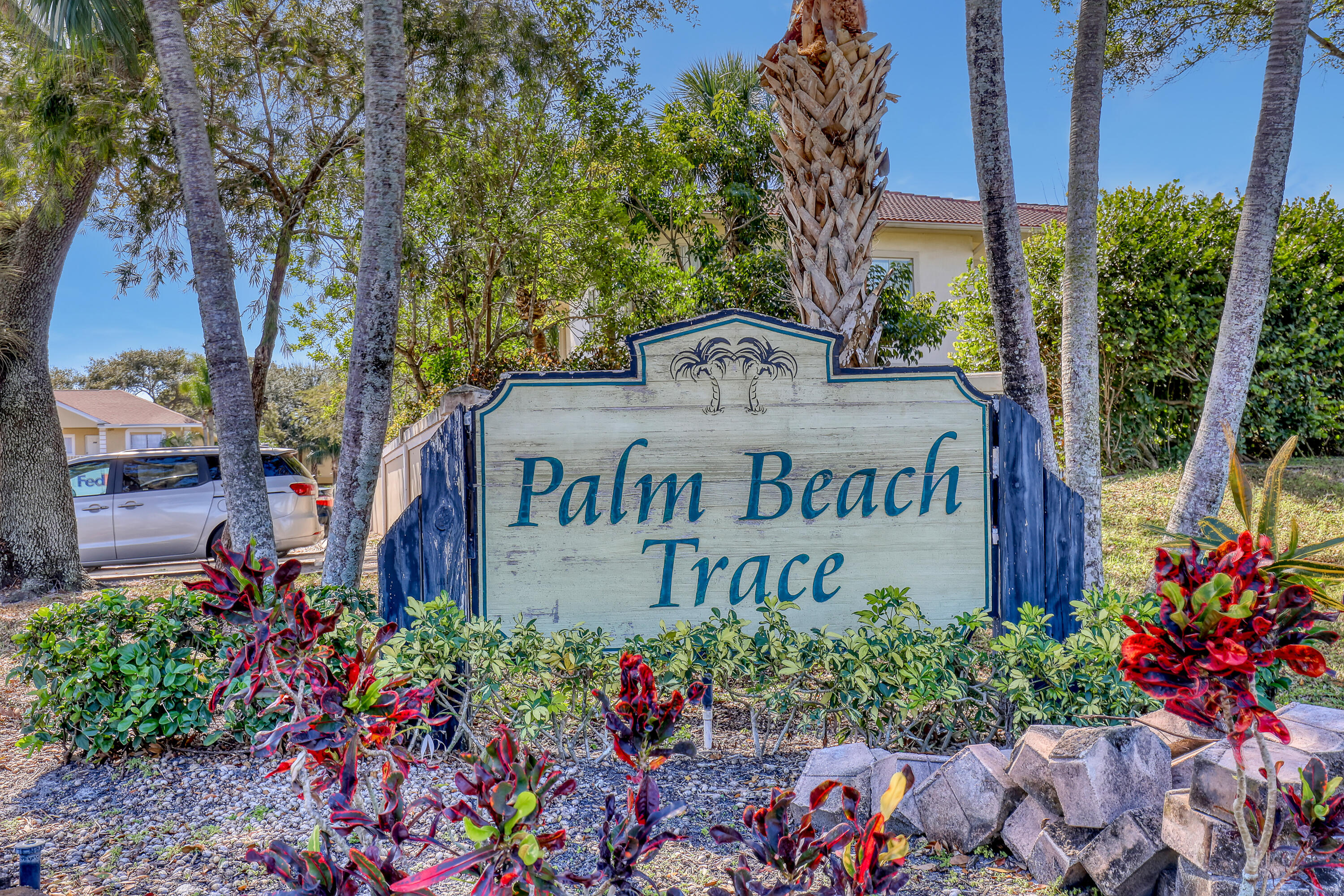 204 Palm Beach Trace #204, Royal Palm Beach FL 33411