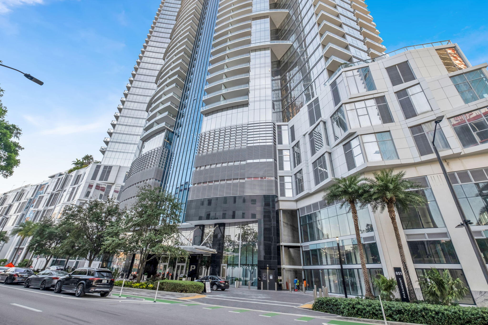 851 NE 1st #1604, Miami FL 33132