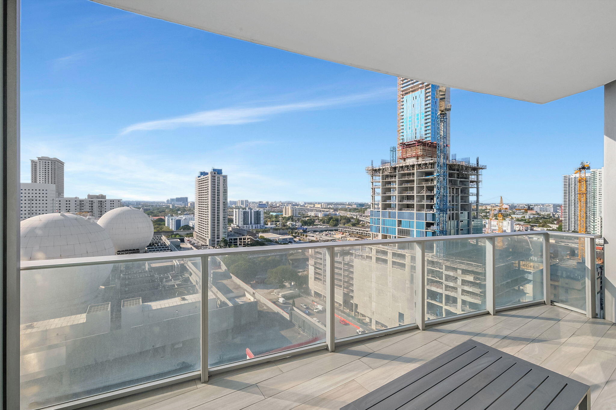 851 NE 1st #1604, Miami FL 33132