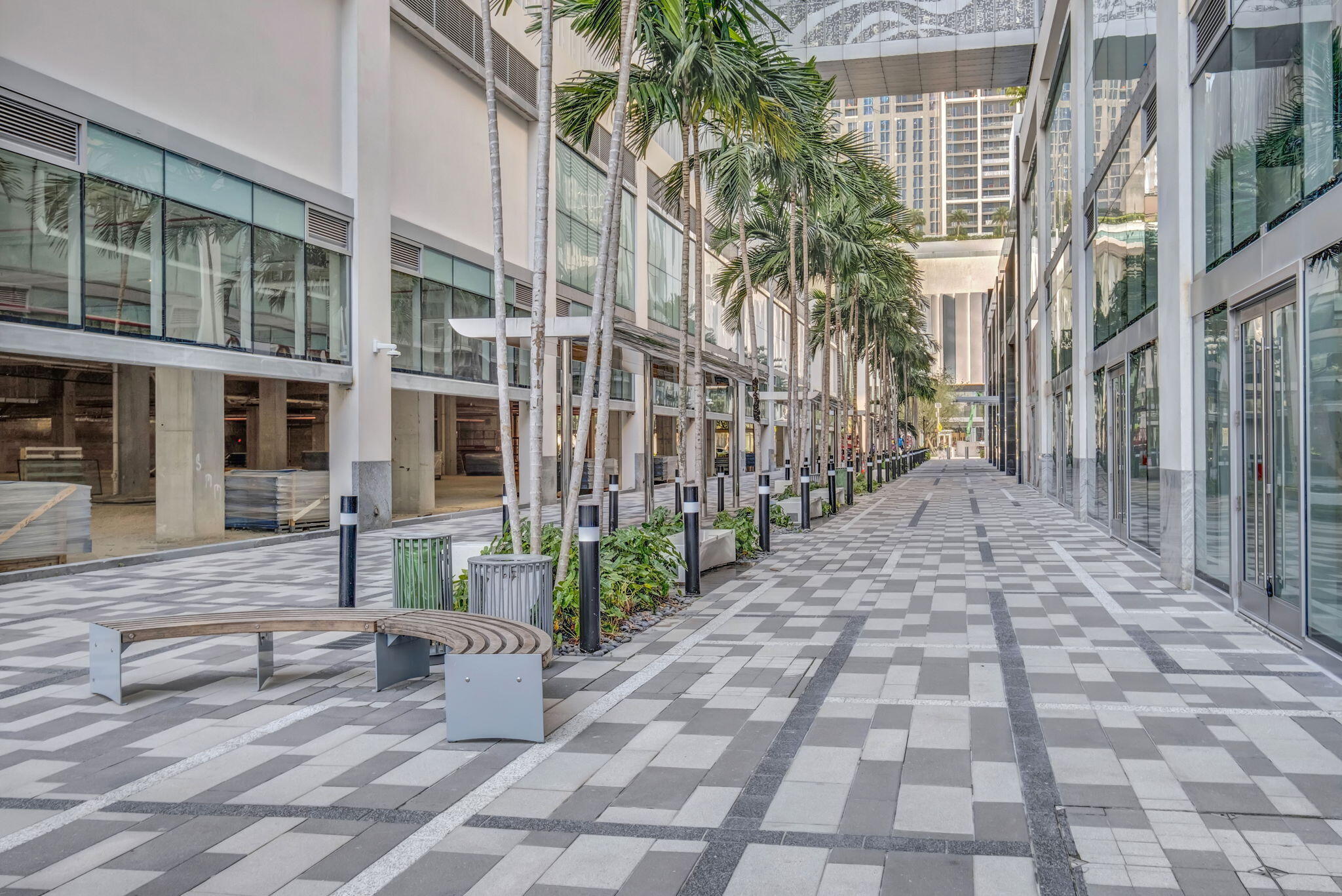 851 NE 1st #1604, Miami FL 33132