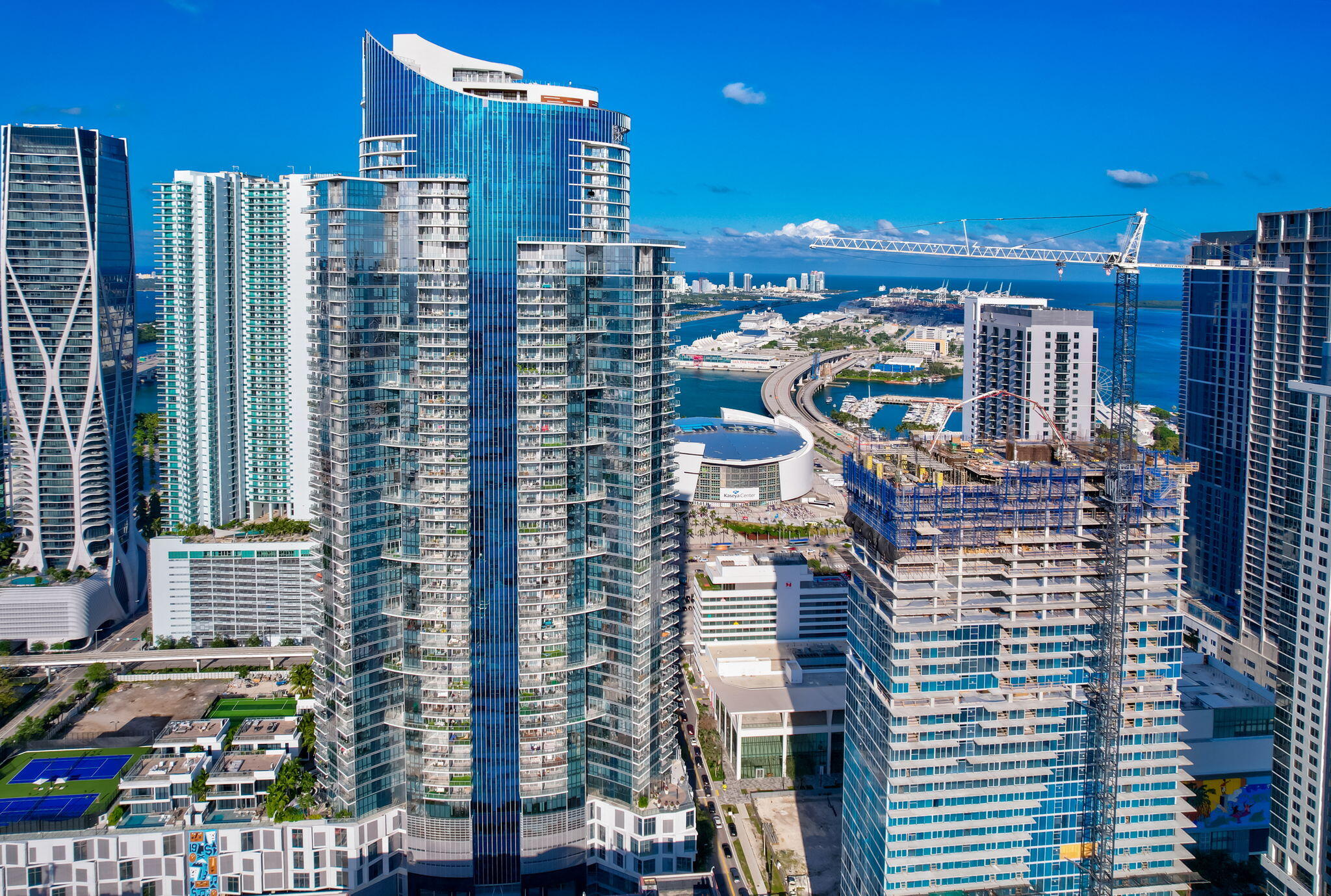851 NE 1st #1604, Miami FL 33132