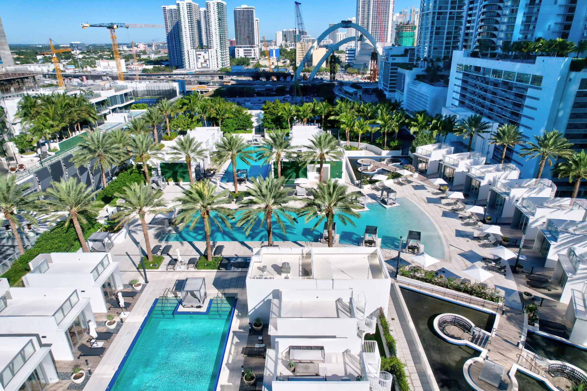 851 NE 1st #1604, Miami FL 33132