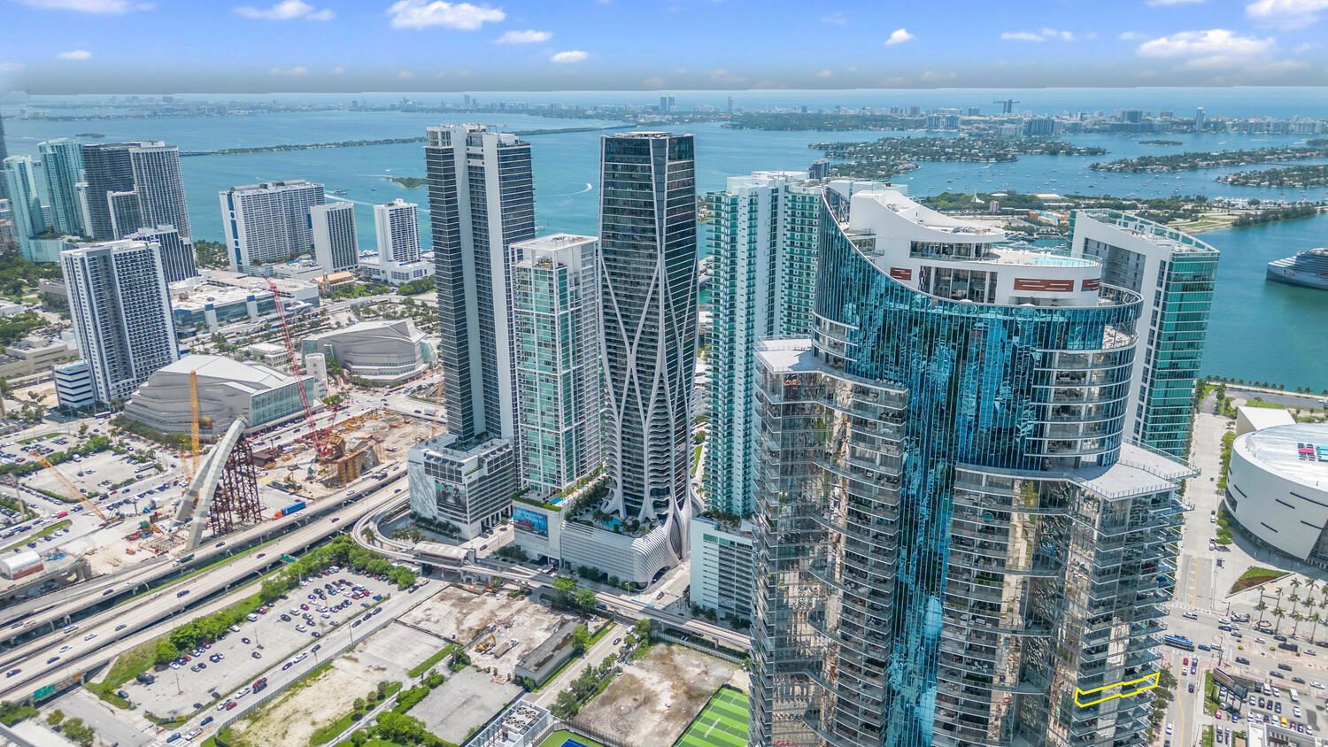 851 NE 1st #3512, Miami FL 33132