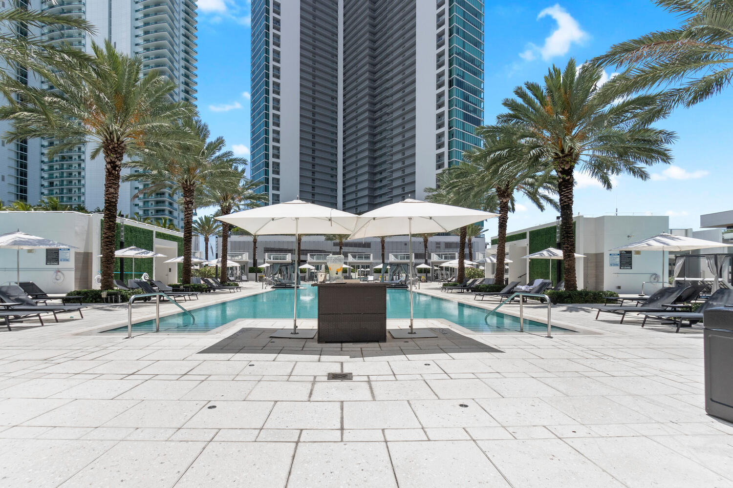 851 NE 1st #3512, Miami FL 33132