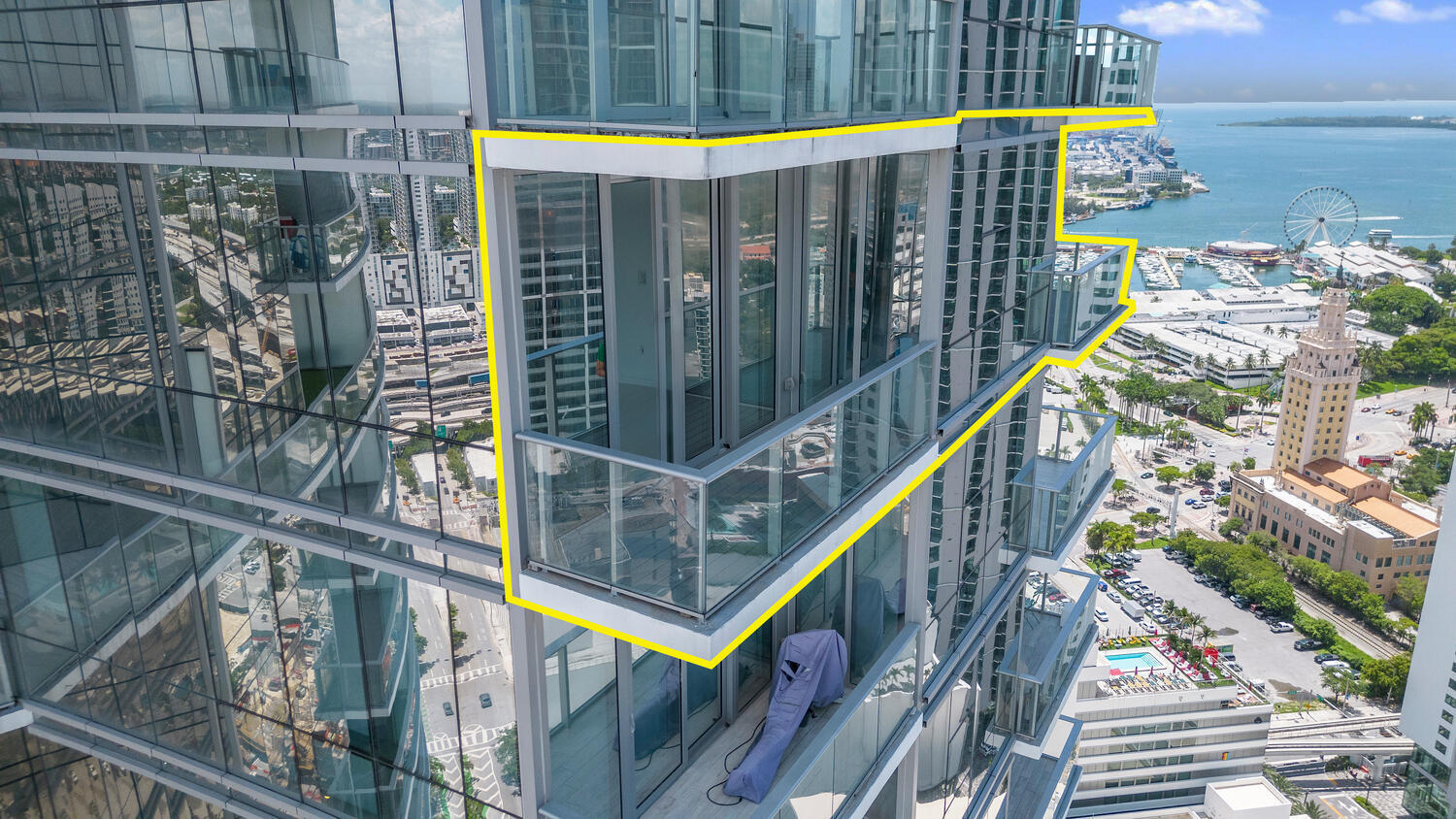 851 NE 1st #3512, Miami FL 33132