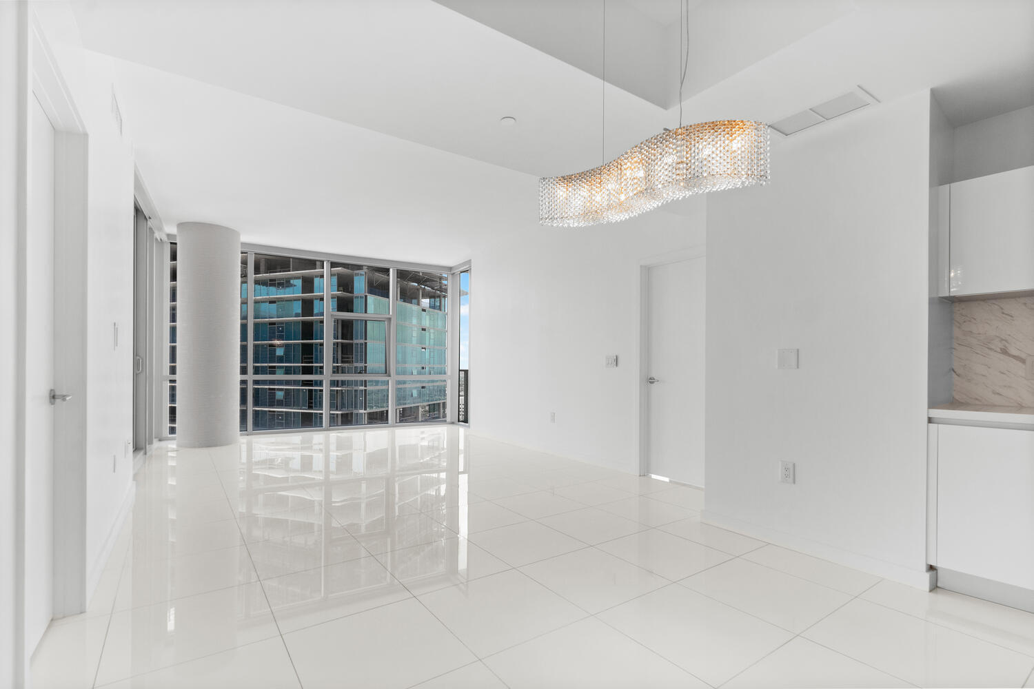 851 NE 1st #3512, Miami FL 33132