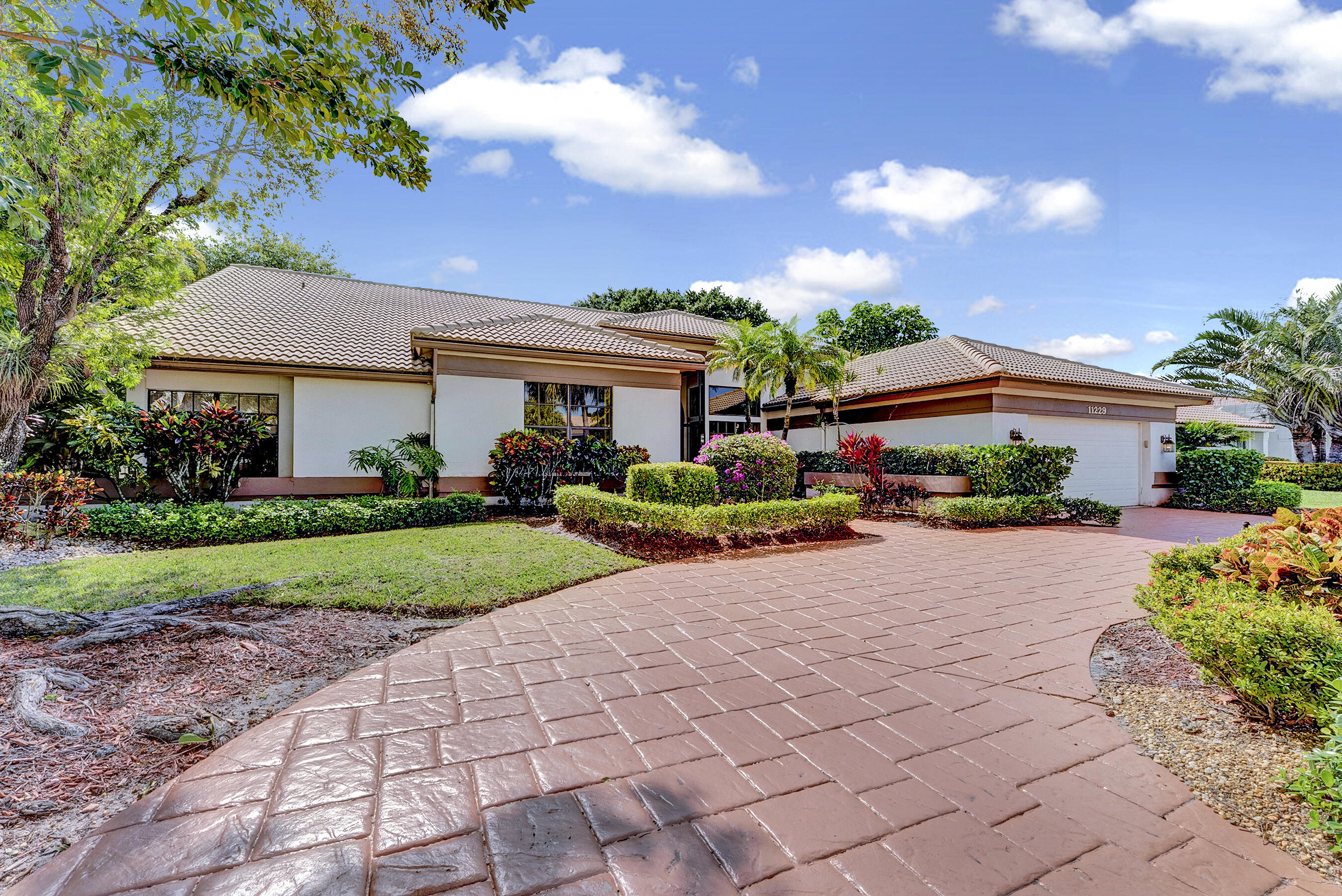 11229 Boca Woods, Boca Raton FL 33428