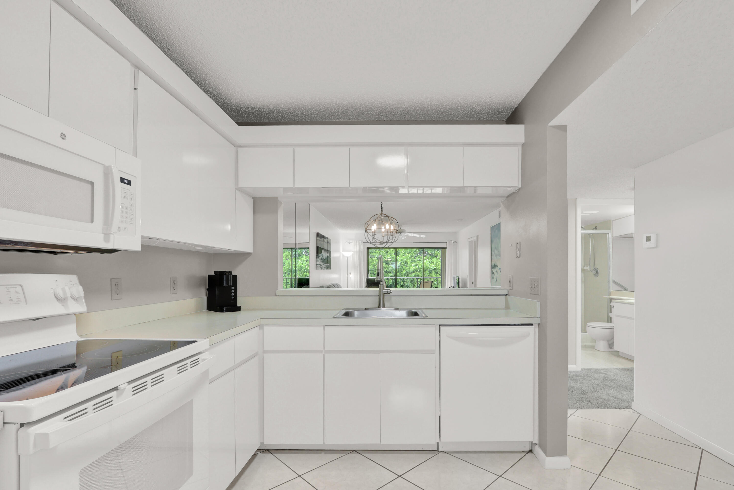 115 Bamboo #205, Palm Beach Shores FL 33404