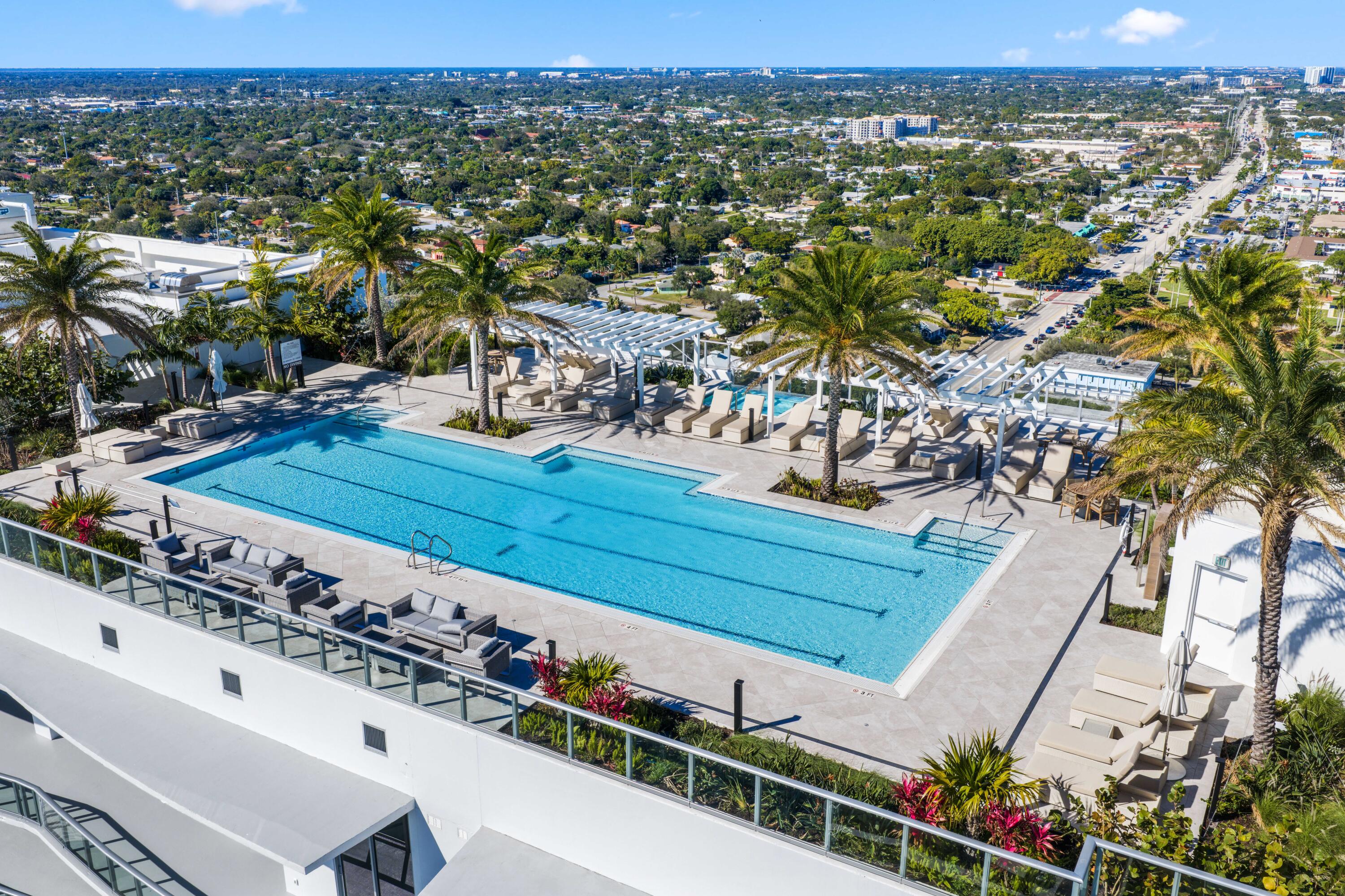 220 Lake Shore #2112, Lake Park FL 33403