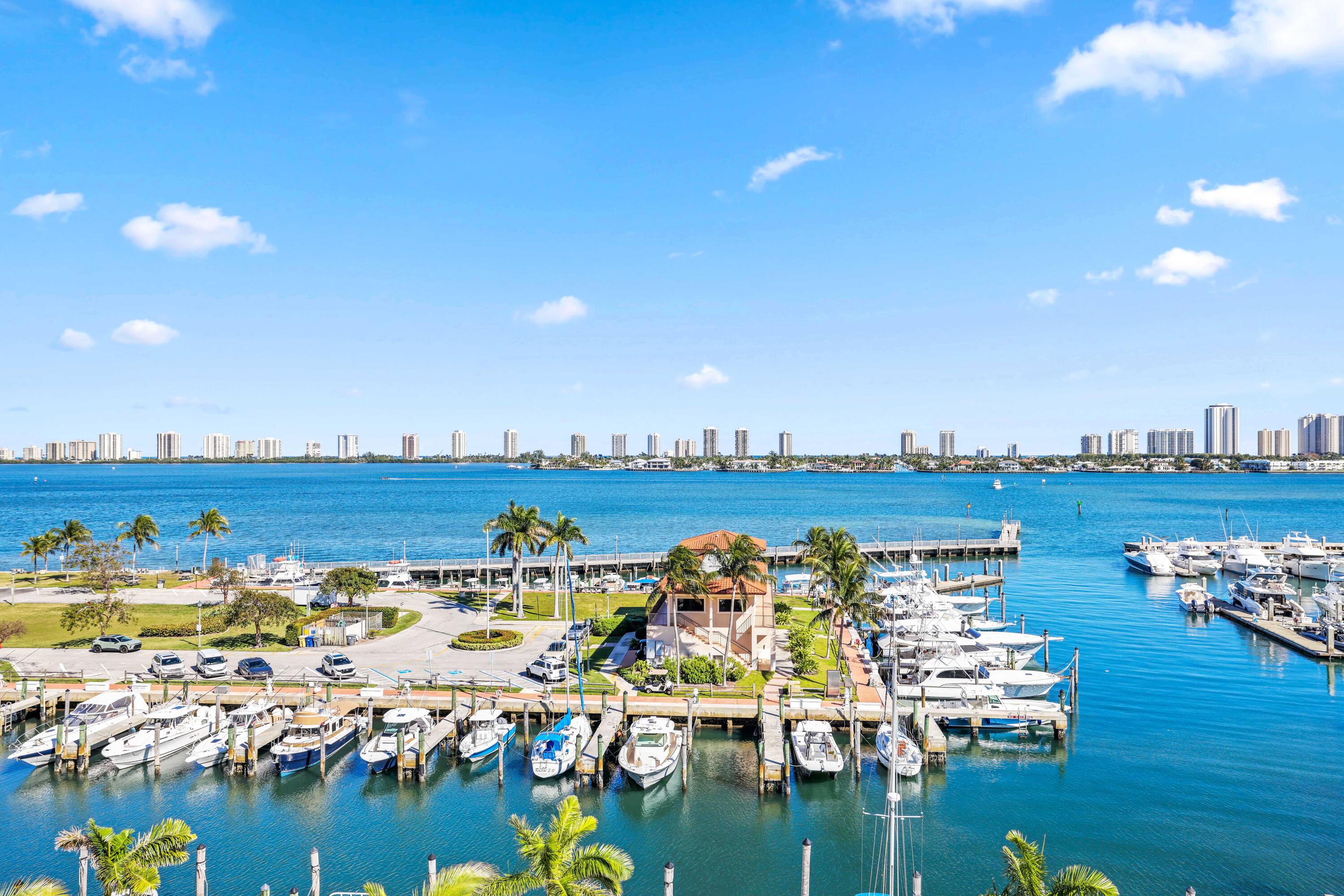220 Lake Shore #2112, Lake Park FL 33403