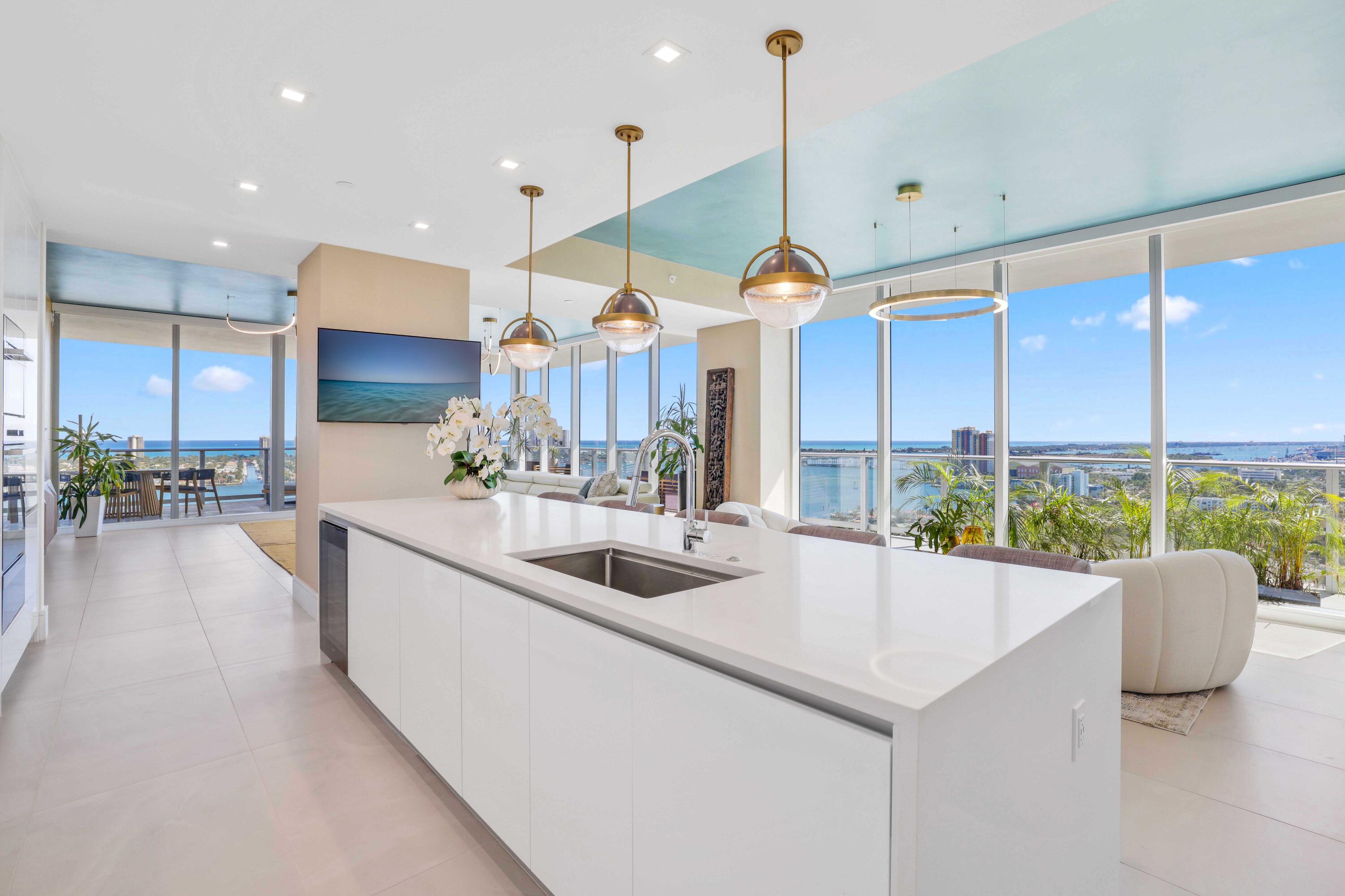 220 Lake Shore #2112, Lake Park FL 33403