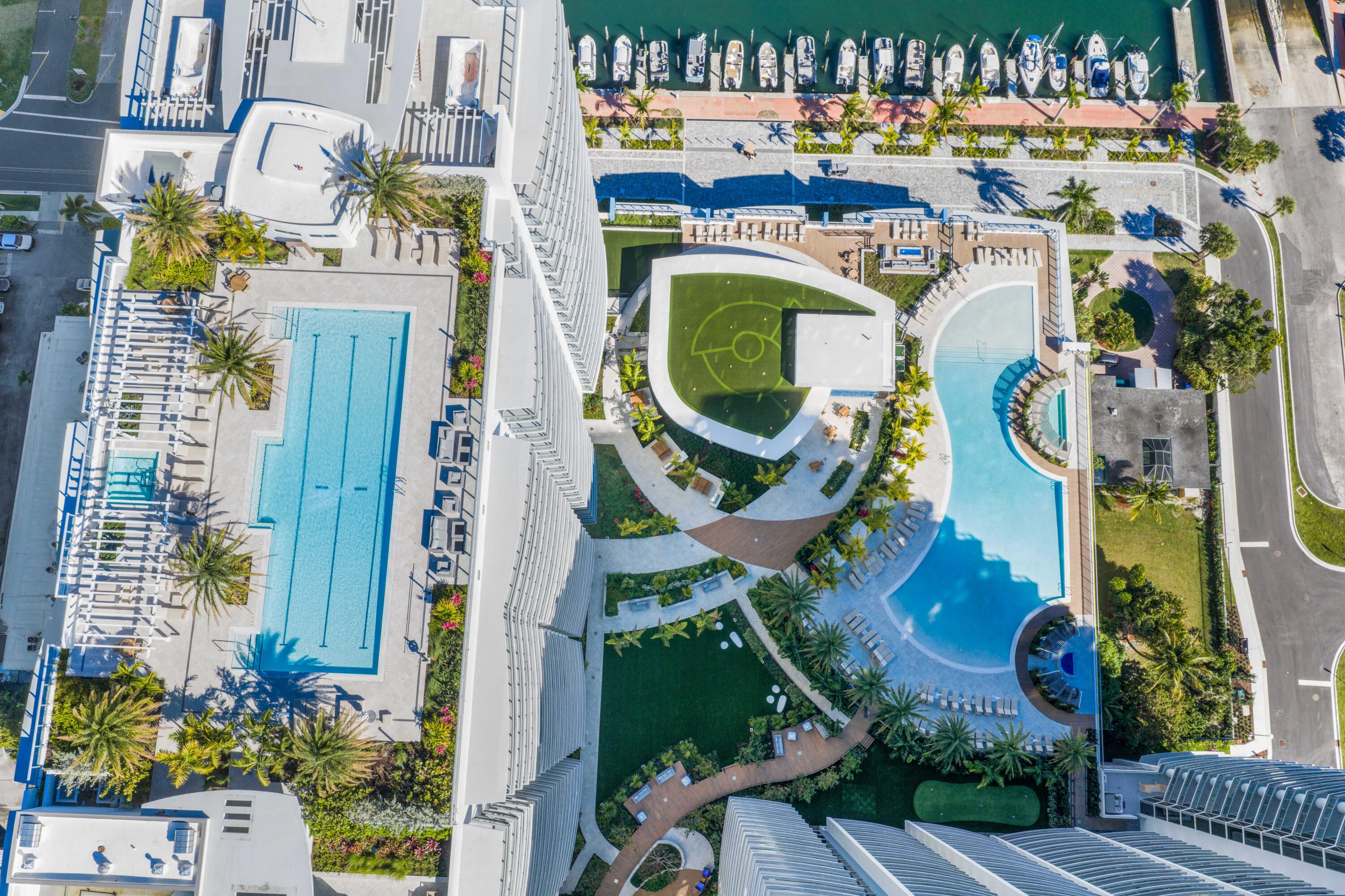 220 Lake Shore #2112, Lake Park FL 33403