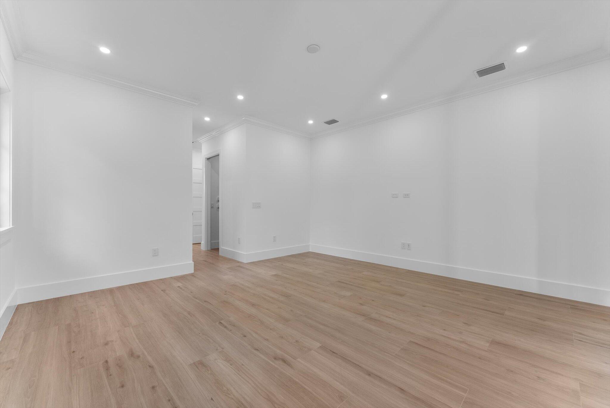715 Mission Hill, Boynton Beach FL 33435