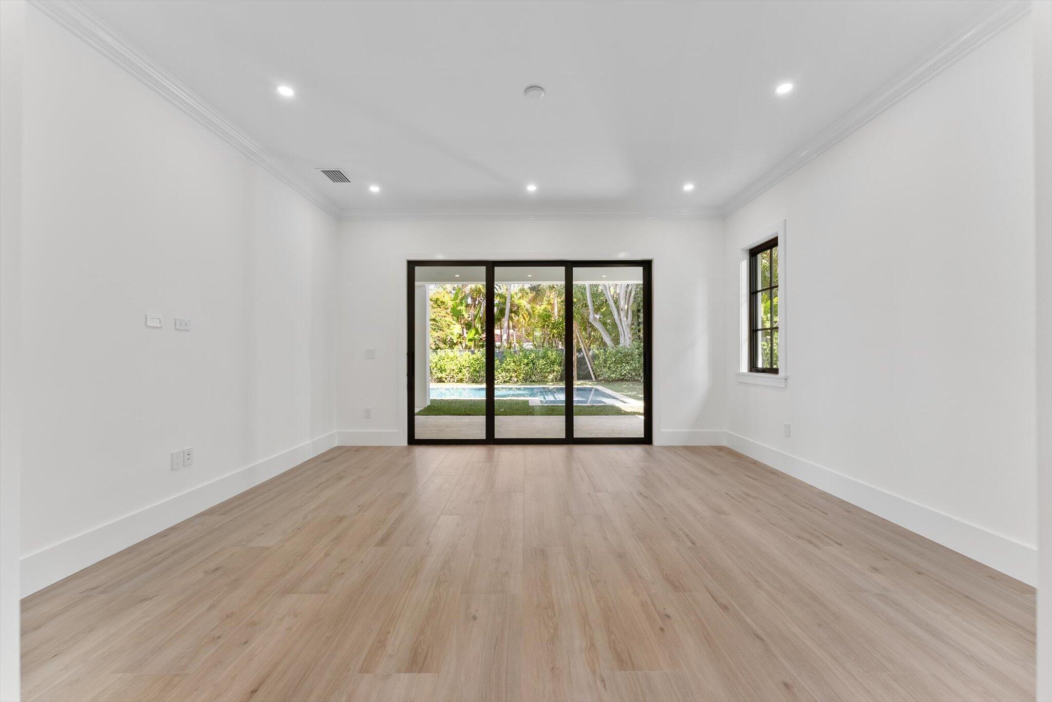 715 Mission Hill, Boynton Beach FL 33435