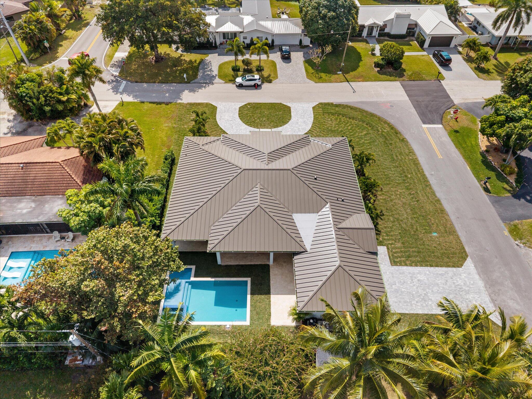 715 Mission Hill, Boynton Beach FL 33435